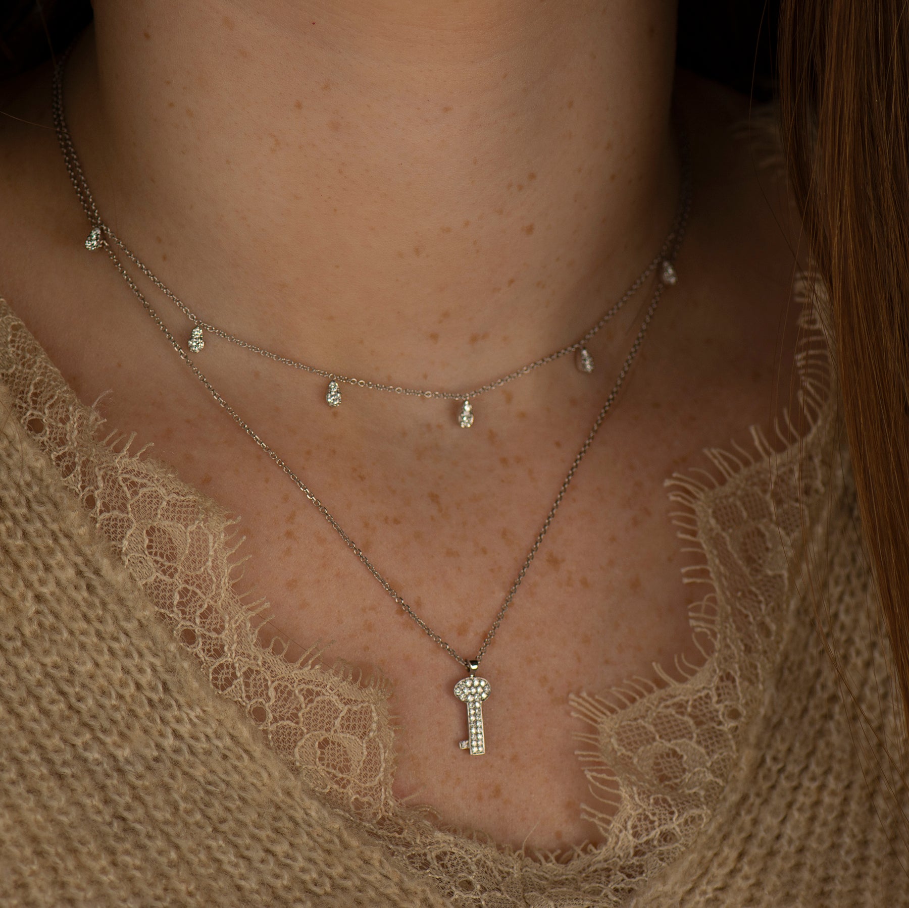 Teardrop Diamonds Choker