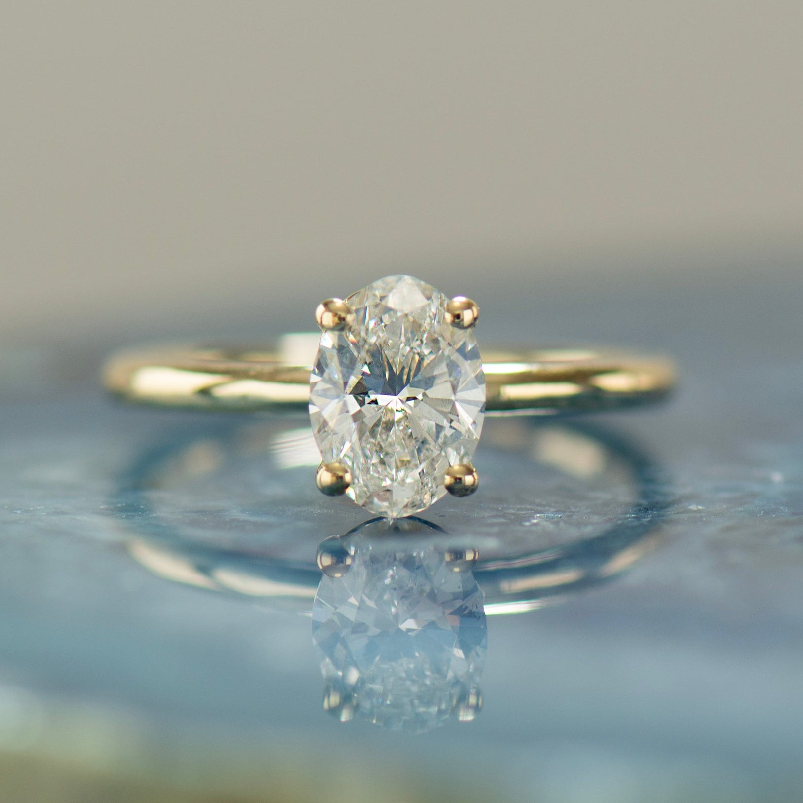 The Classic Oval Ring