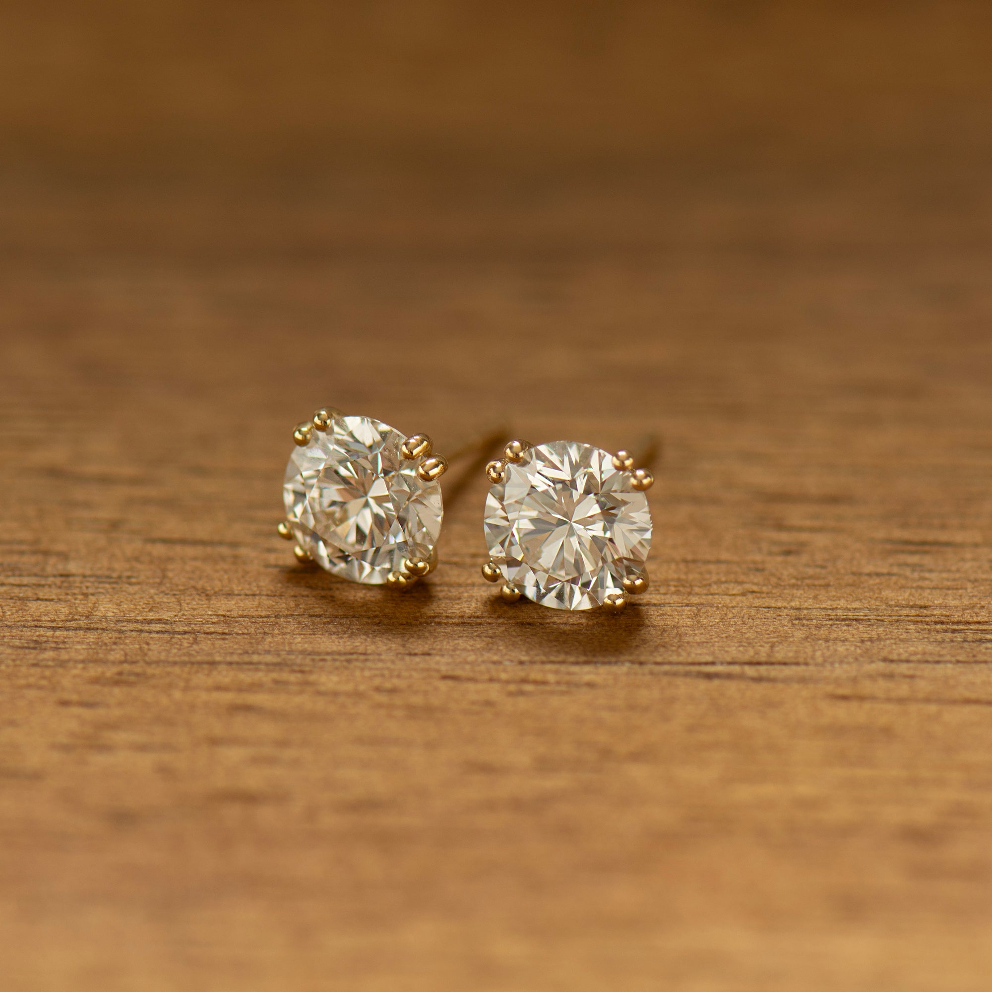 Double Prong Lab Diamond Studs