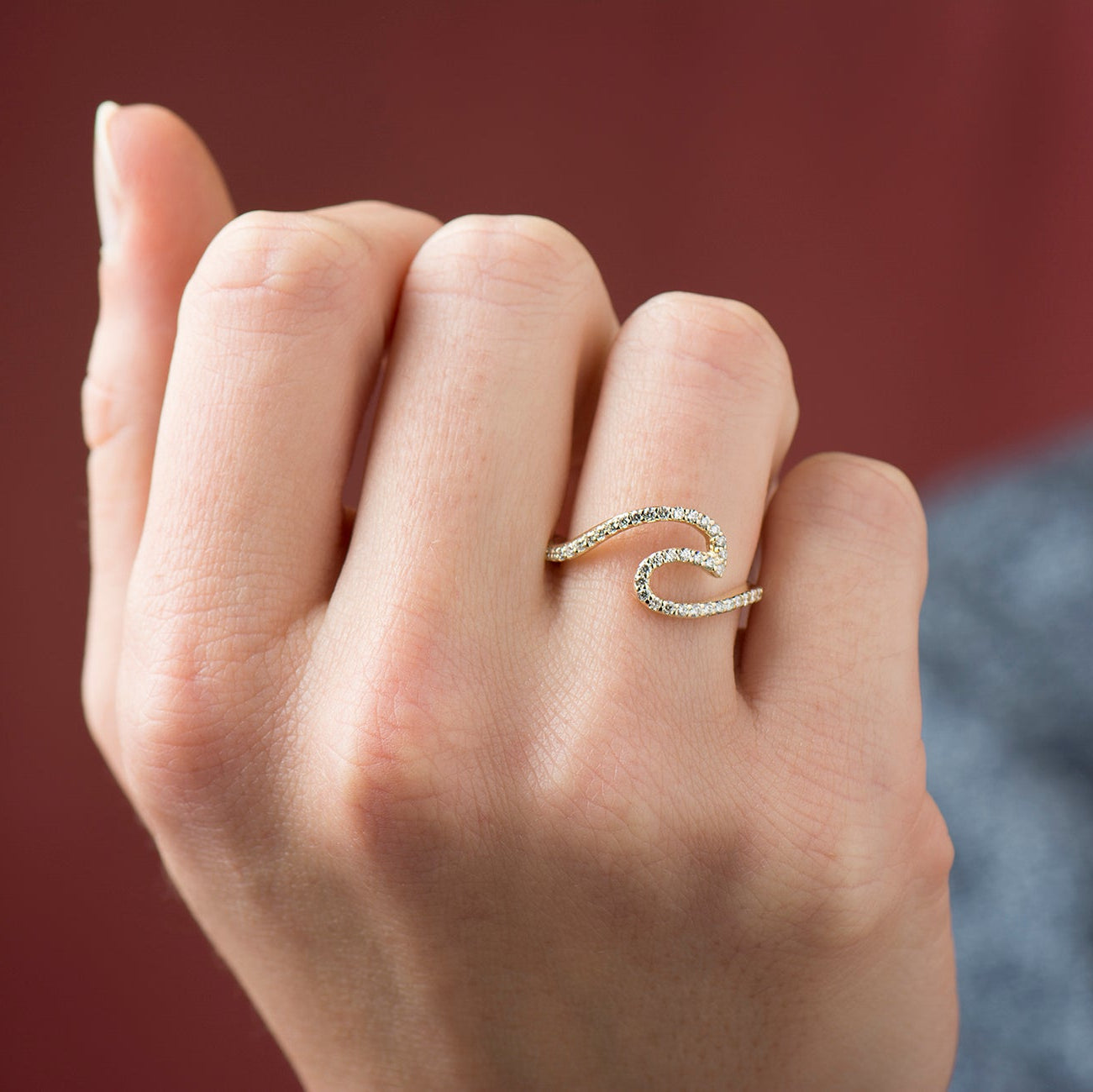 Wave Diamonds Ring