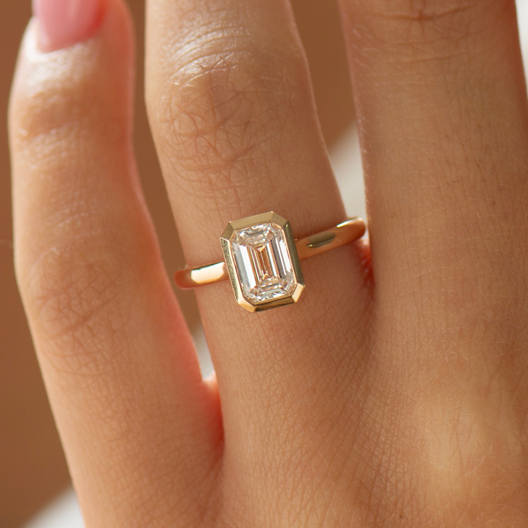The Emerald Cut Bezel - One Carat