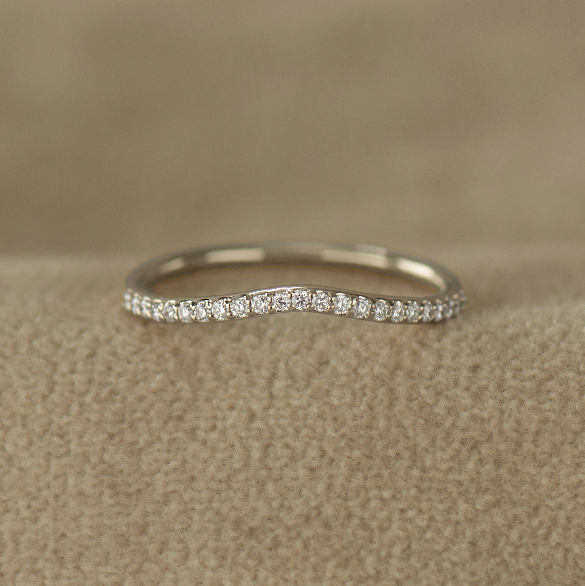 Matching Curved Diamonds Ring