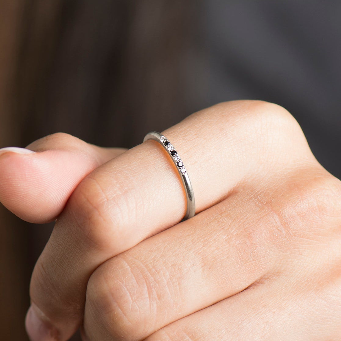 Alternating White & Black Diamonds Ring