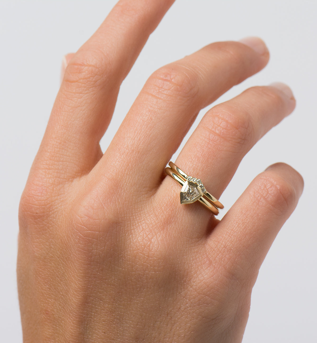 Shield Diamond Ring Set