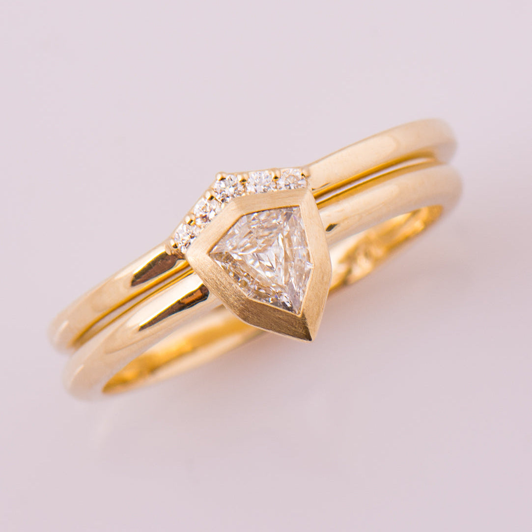 Shield Diamond Ring Set