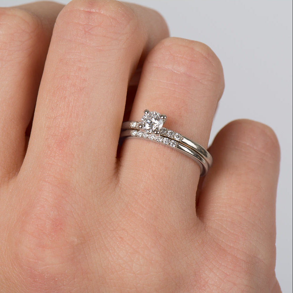 Delicate Diamond Rings Set