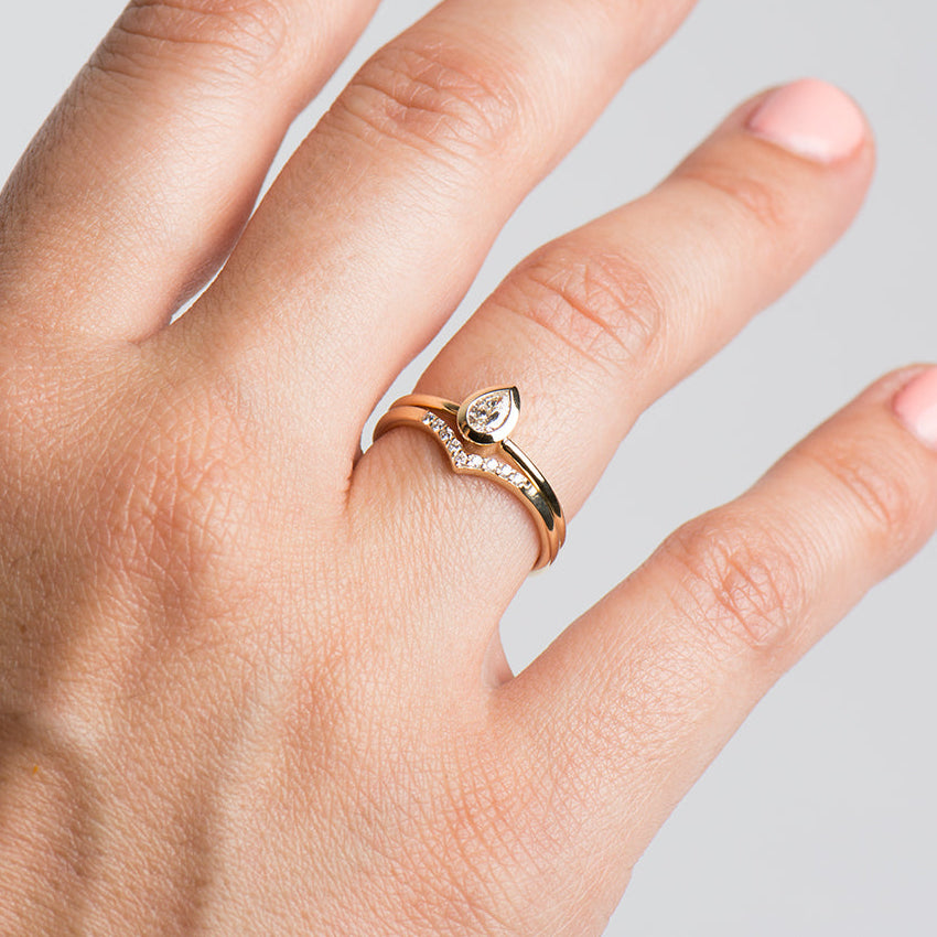 Pear Cut Diamond Ring Set