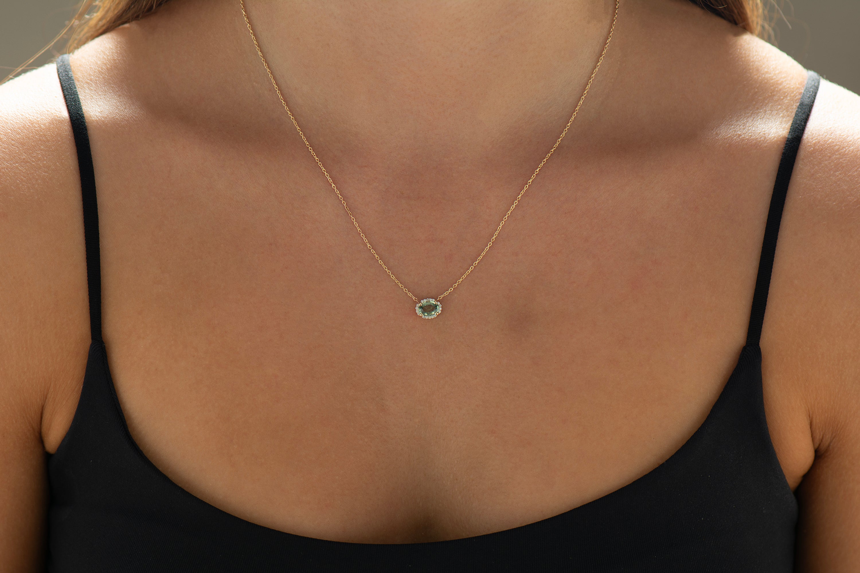 Bubble Halo Green Sapphire Necklace