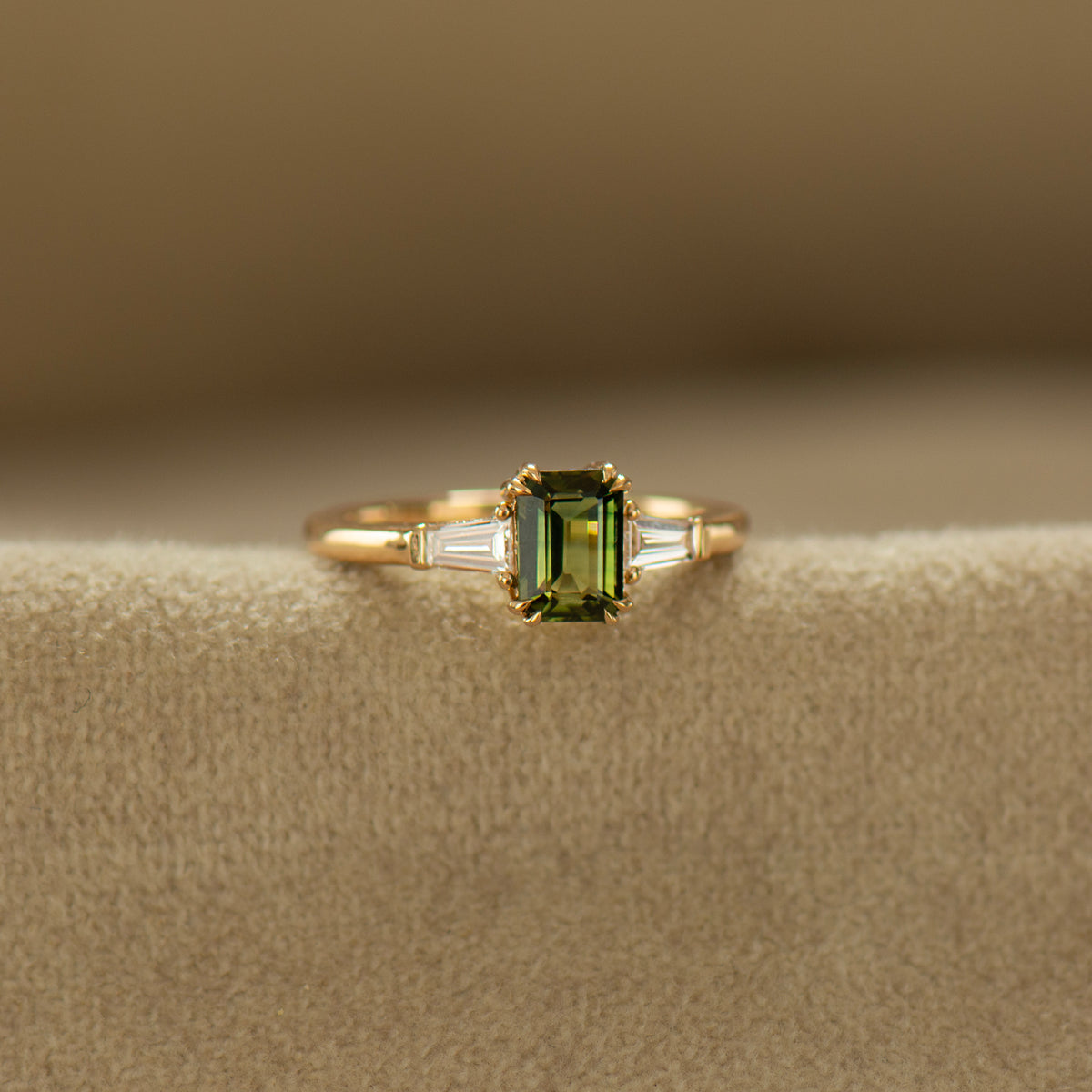 Art Deco Green Sapphire Ring