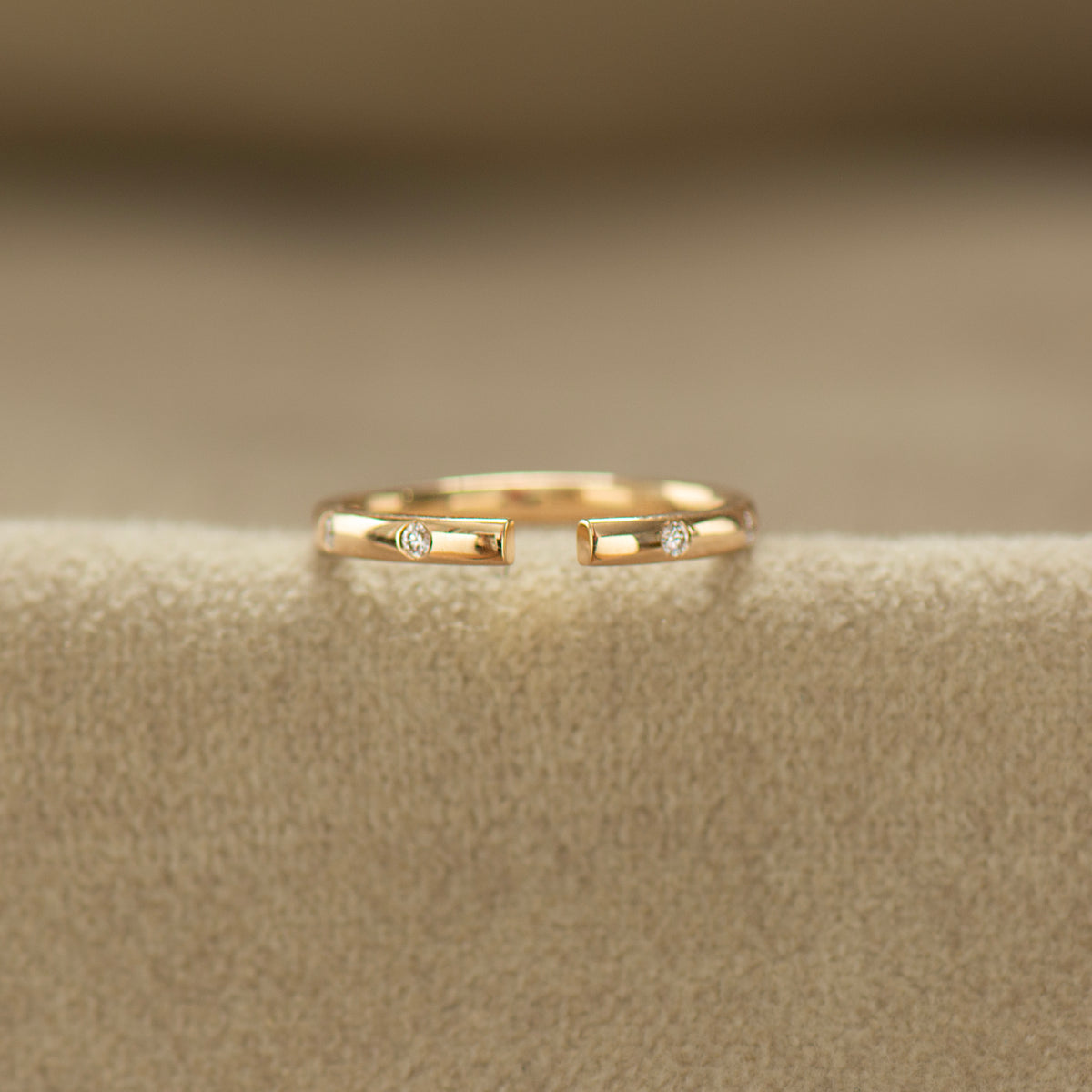 Open Gap Evenly Spaced Diamond Ring