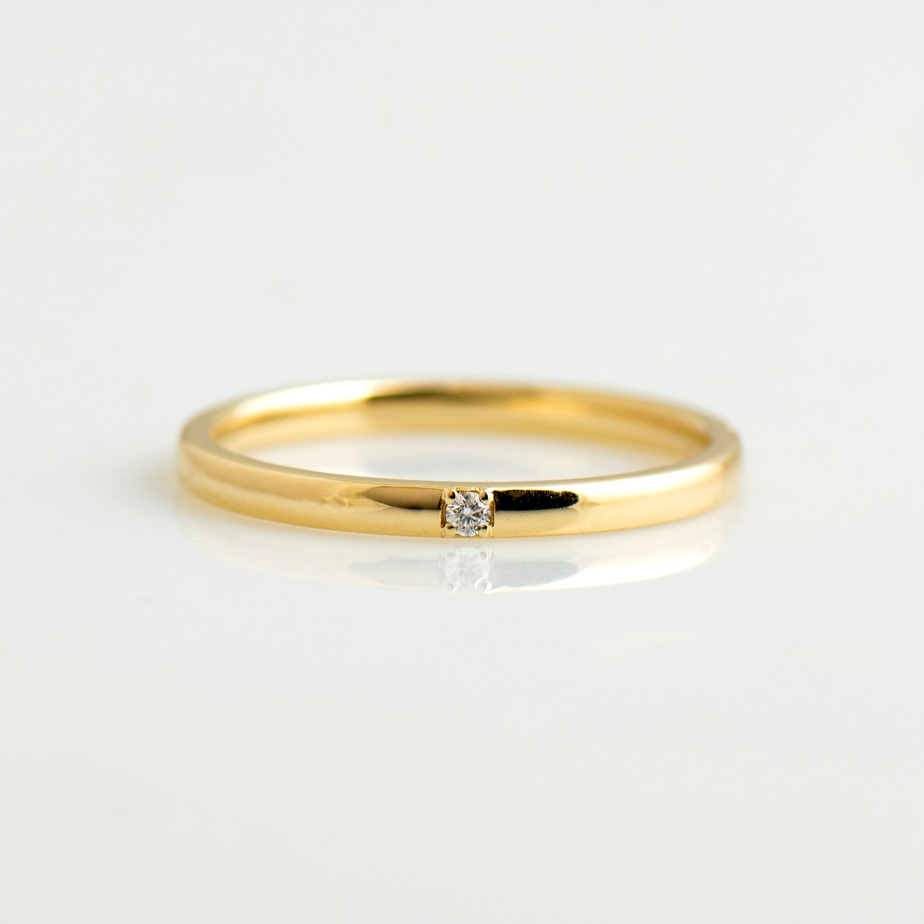 2mm Single Diamond Ring