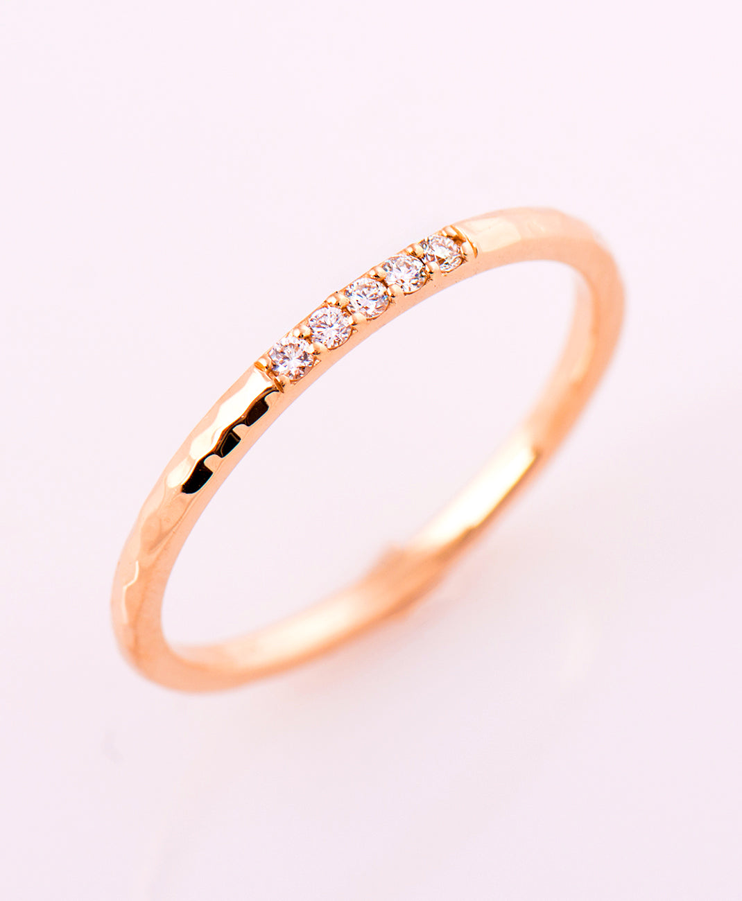 1.5 mm Hammered 5 Diamonds Ring
