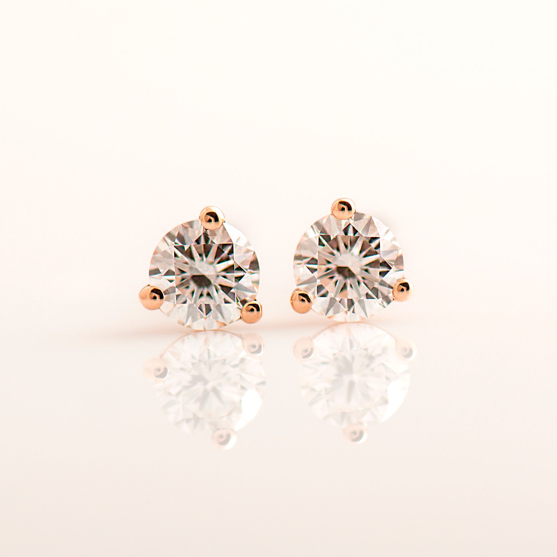 3 Prongs Studs