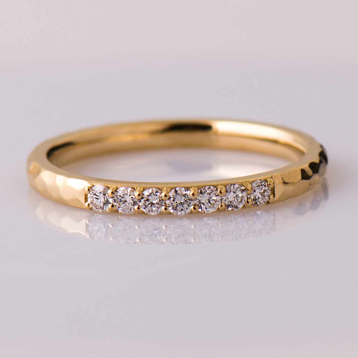 2 mm Hammered 7 Diamonds Ring