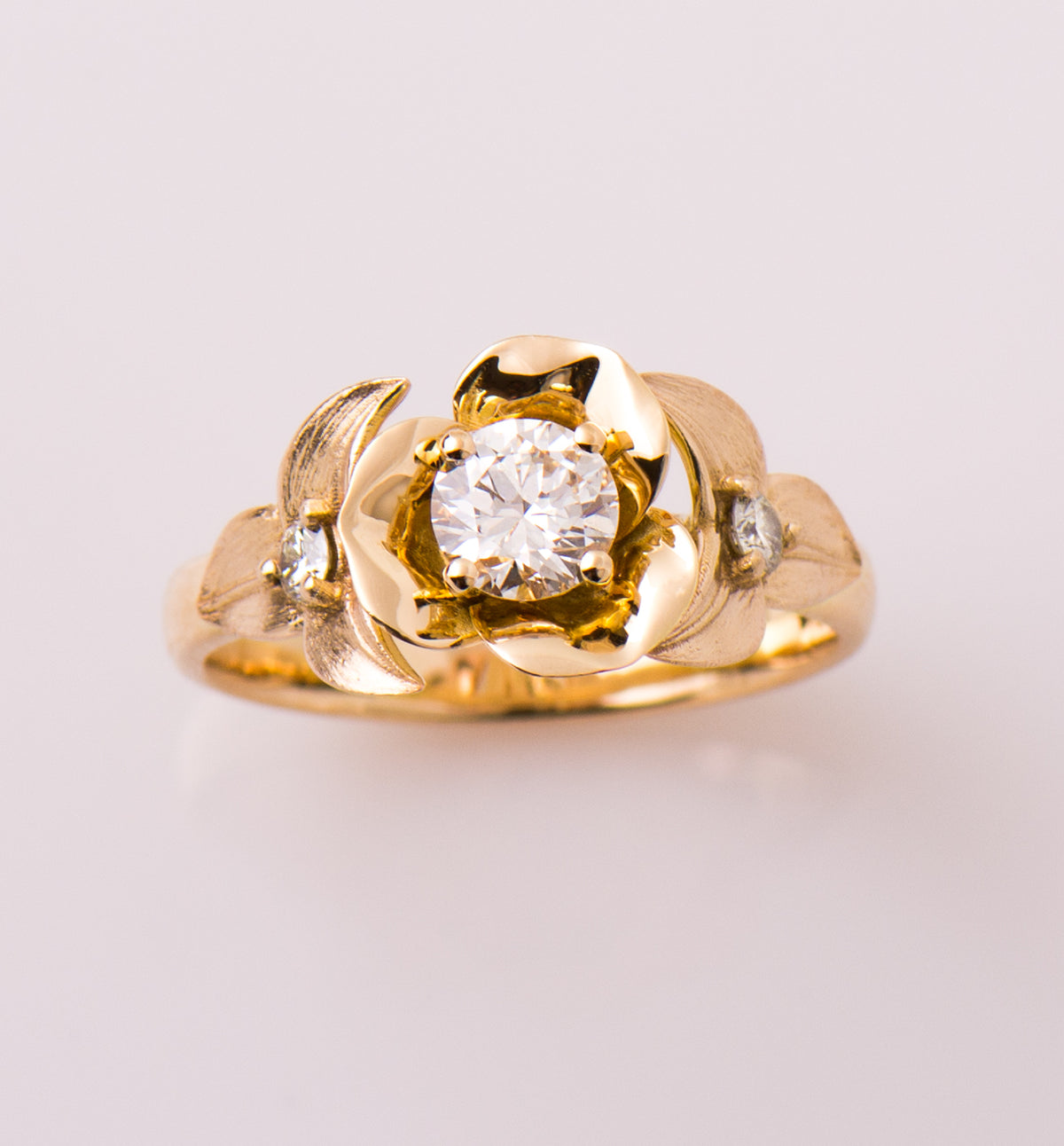 Flower & Leaves Diamond Ring