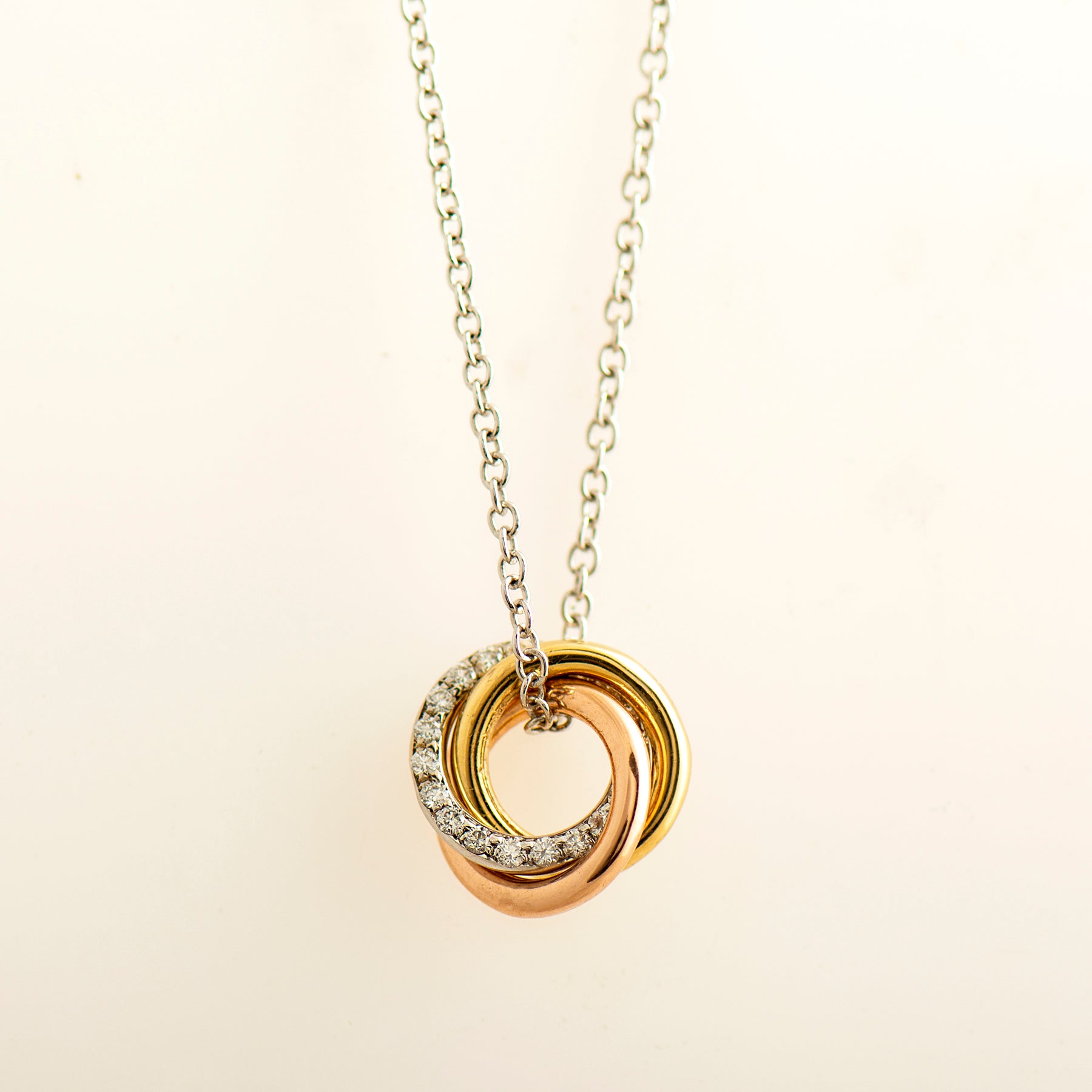 Interlocking Necklace