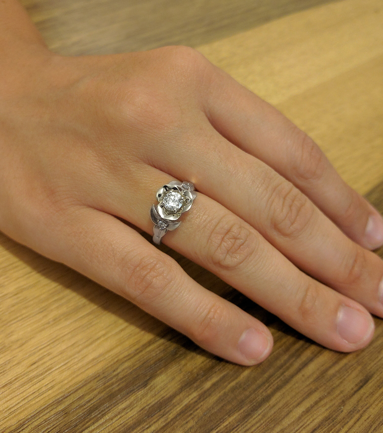 Flower & Leaves Diamond Ring
