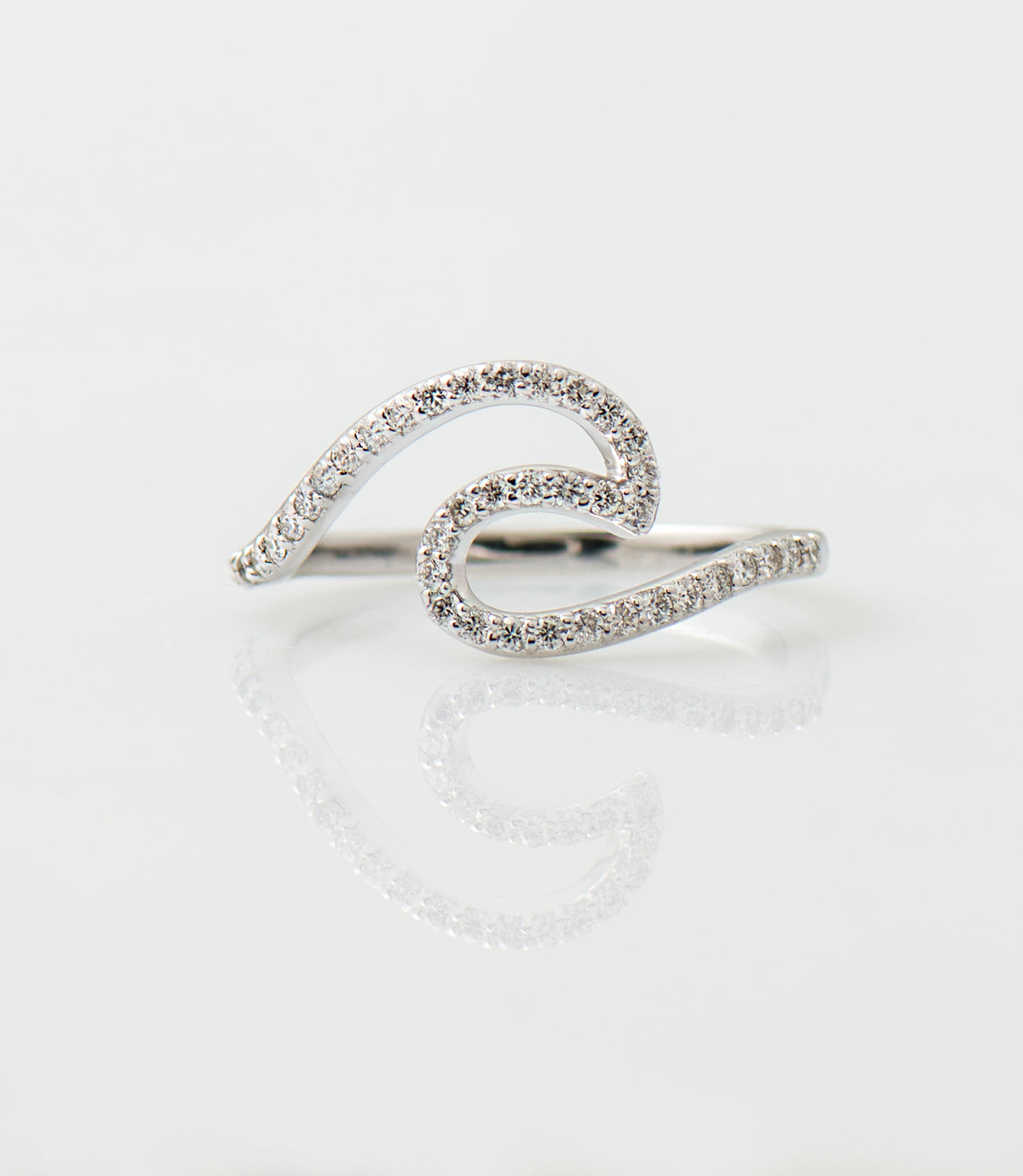 Wave Diamonds Ring