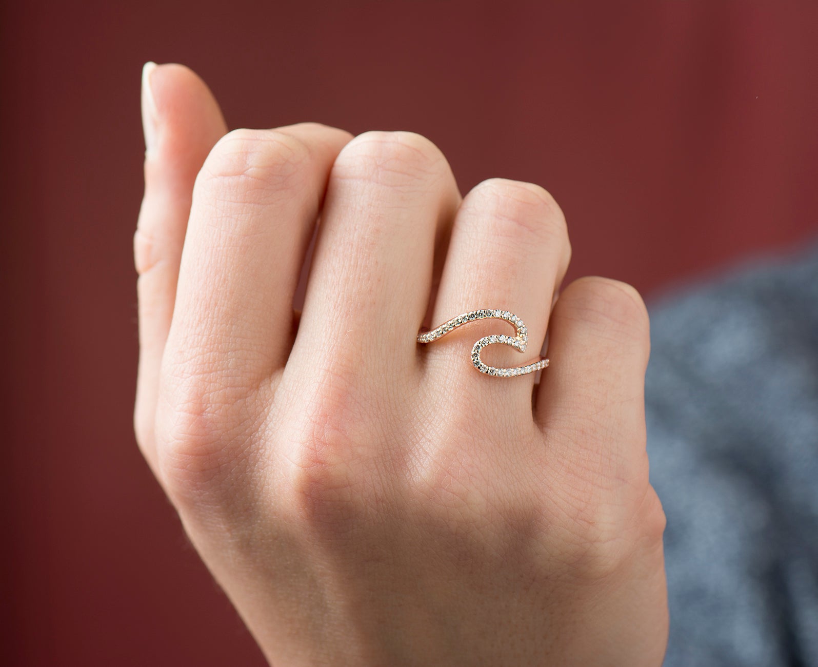 Wave Diamonds Ring