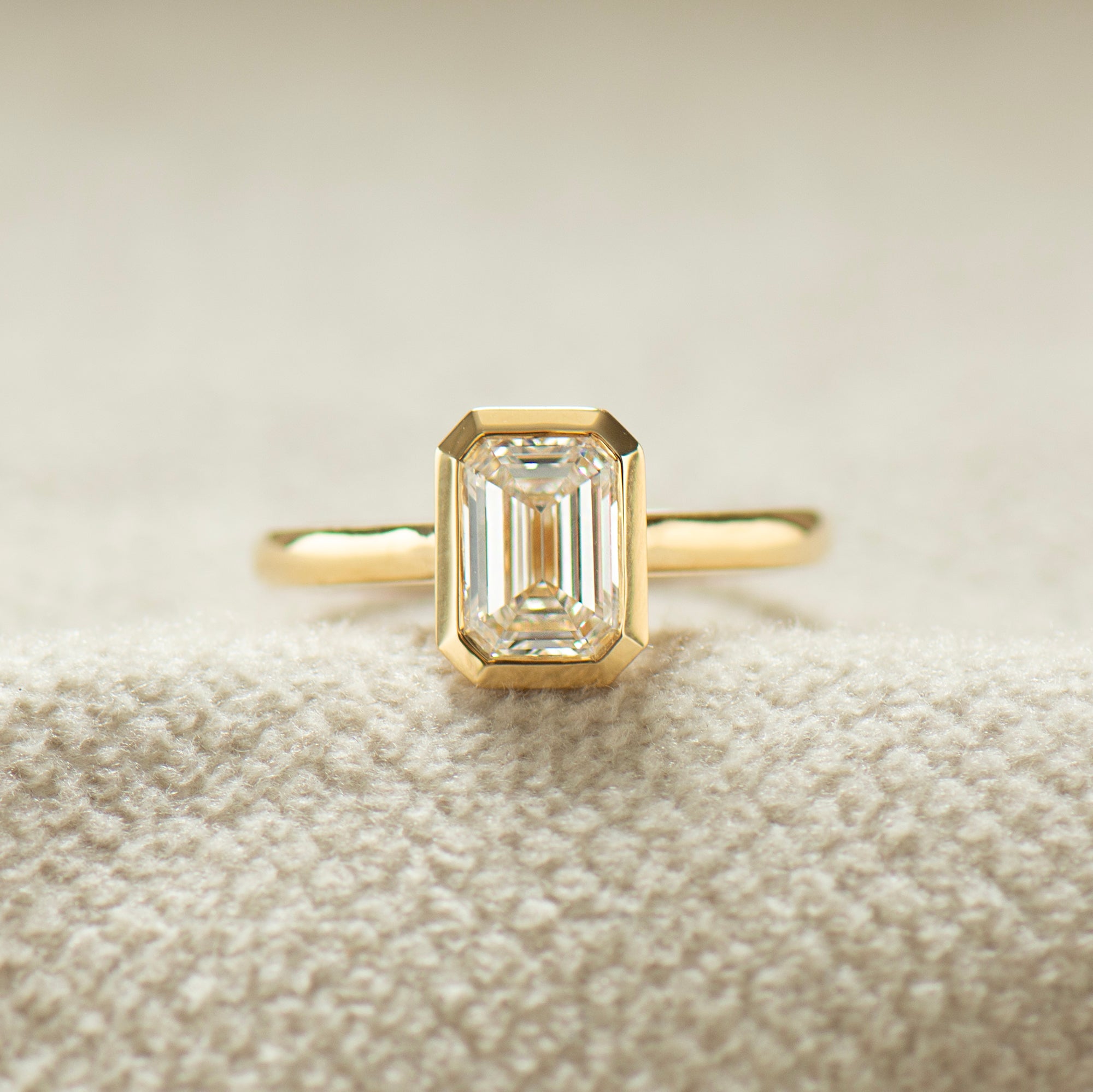 The Emerald Cut Bezel - One Carat