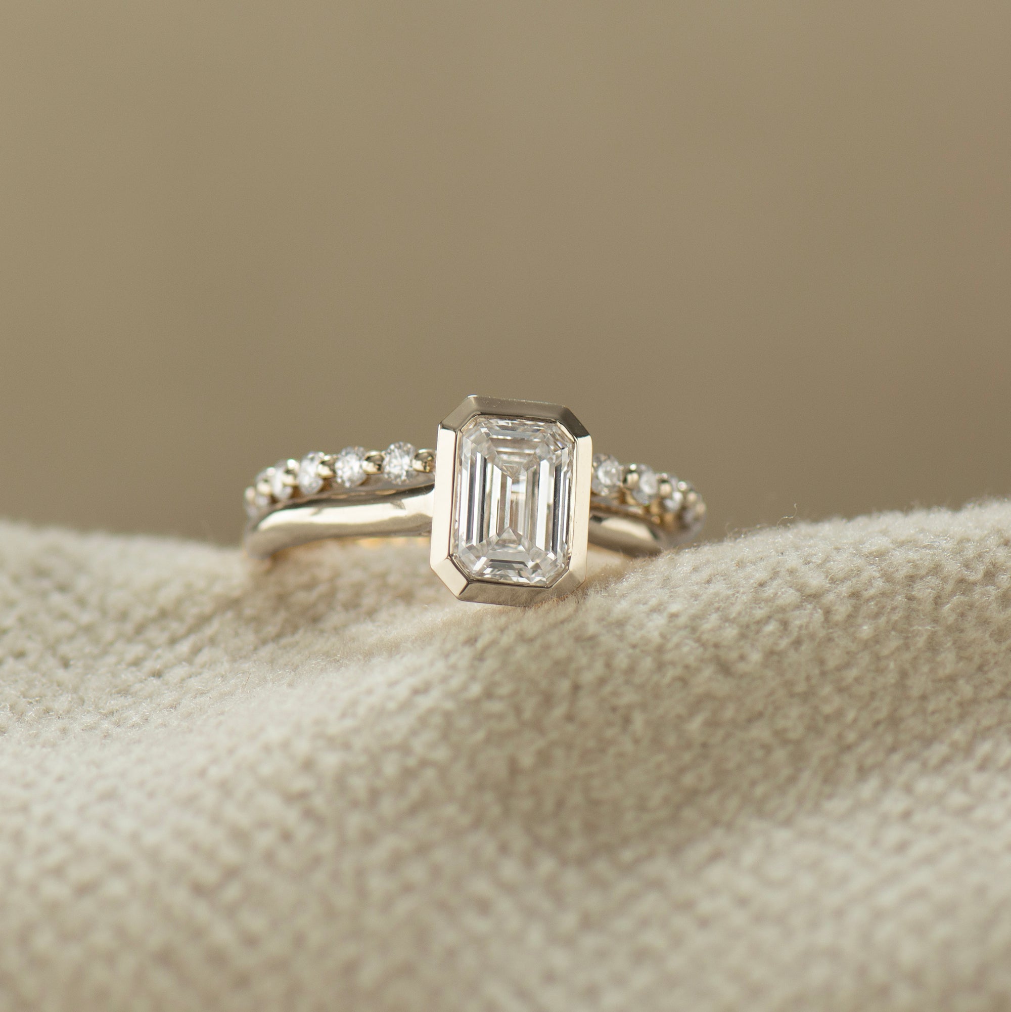 Emerald Cut Diamond Ring Set