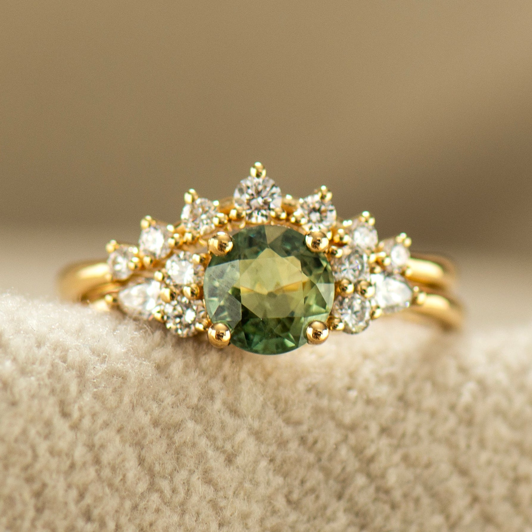 Round Green Sapphire Set