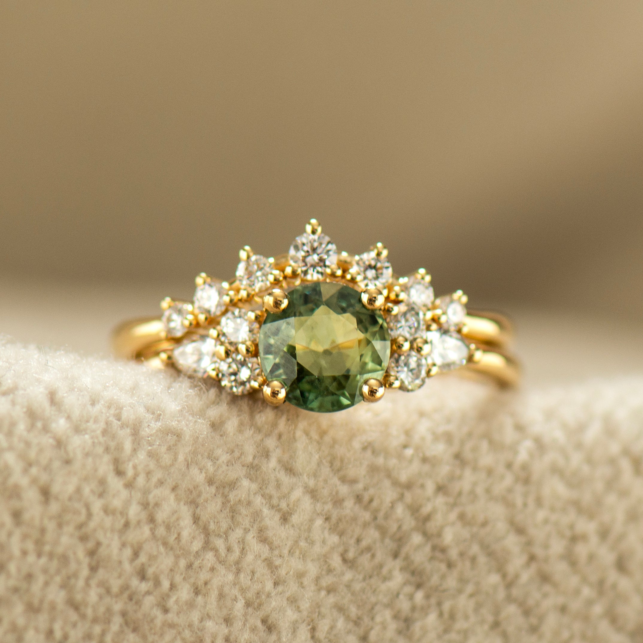 Round Green Sapphire Set