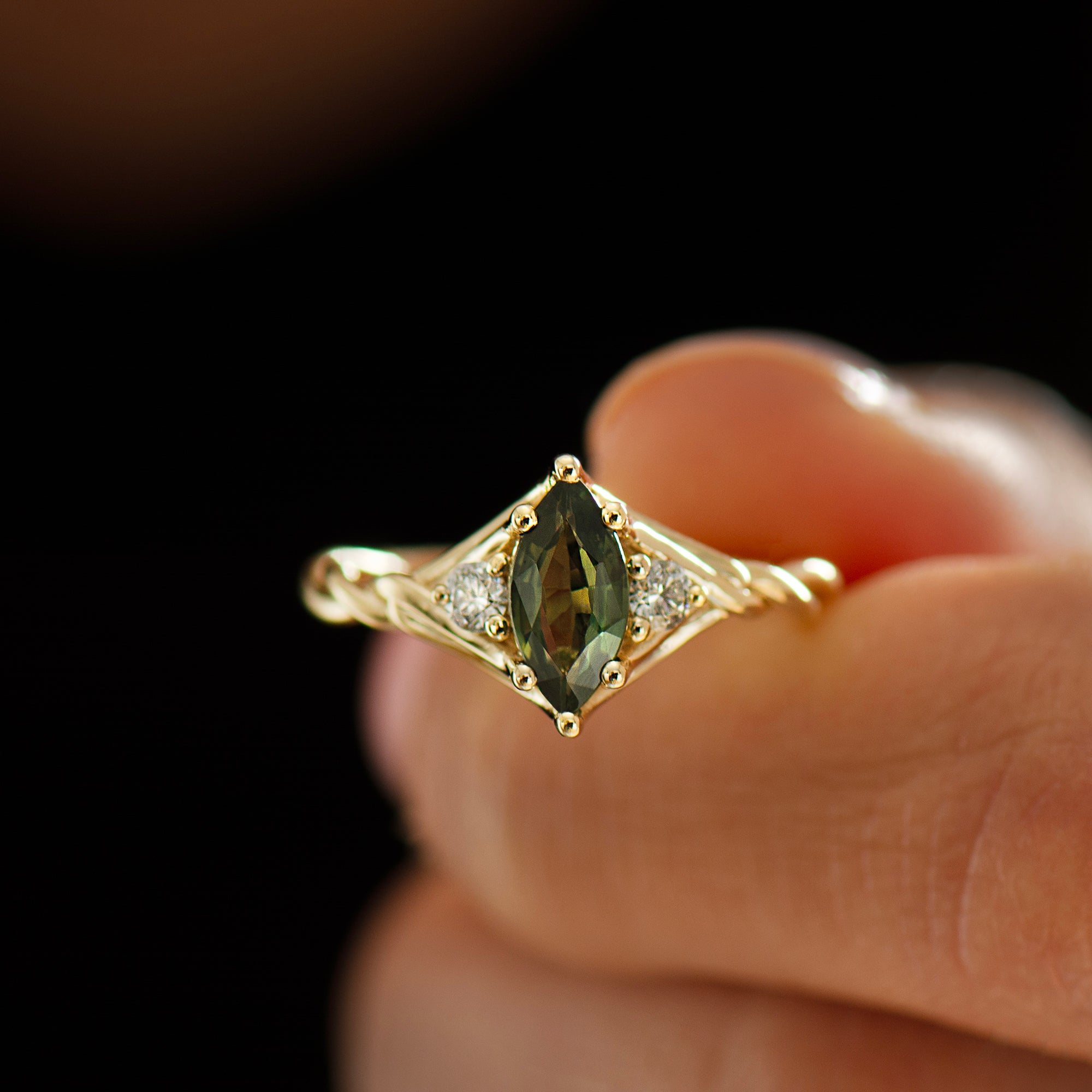 Celtic Knot Green Sapphire Ring - Marquise