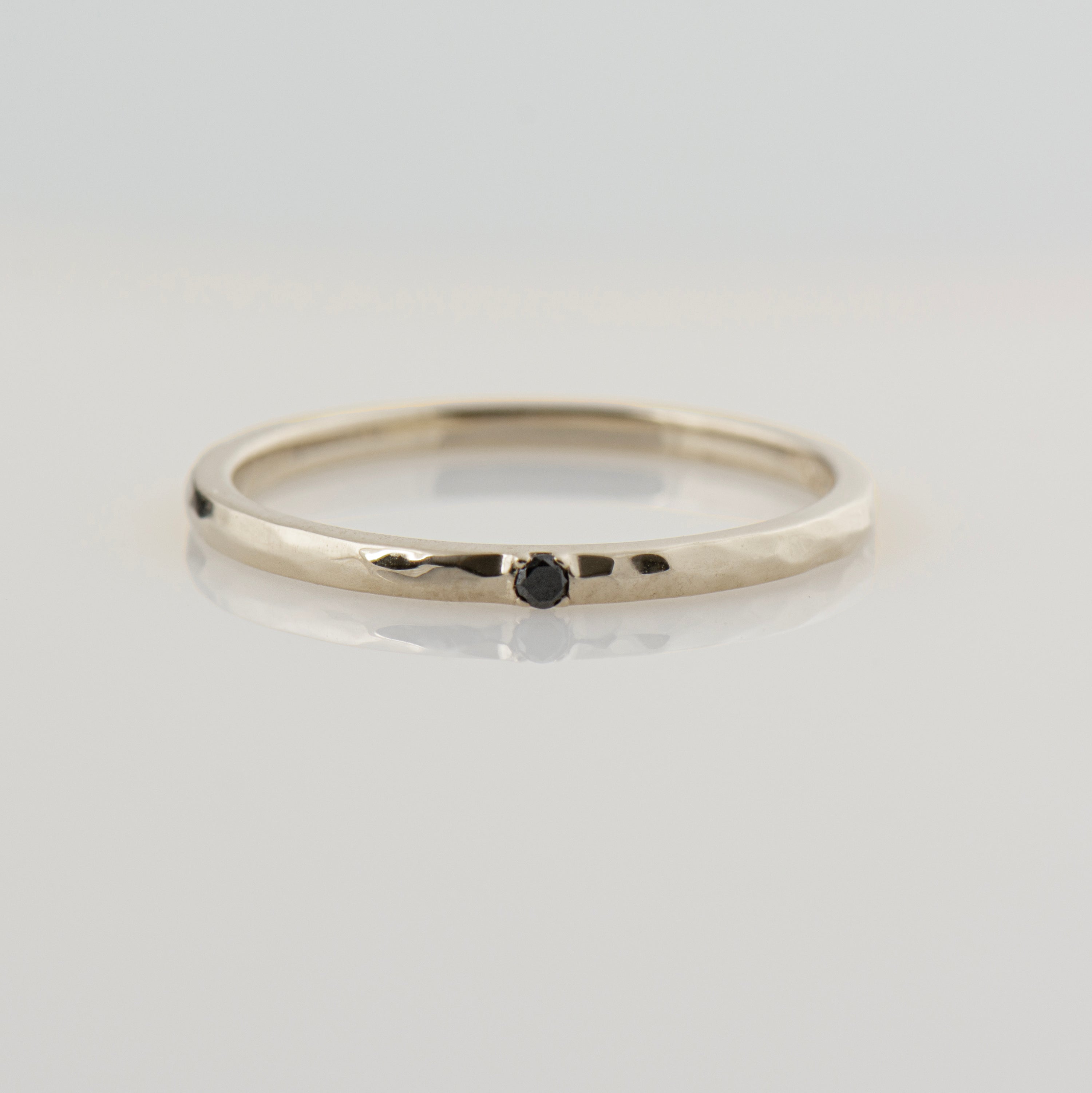 1.5 mm Hammered Single Black Diamond Ring