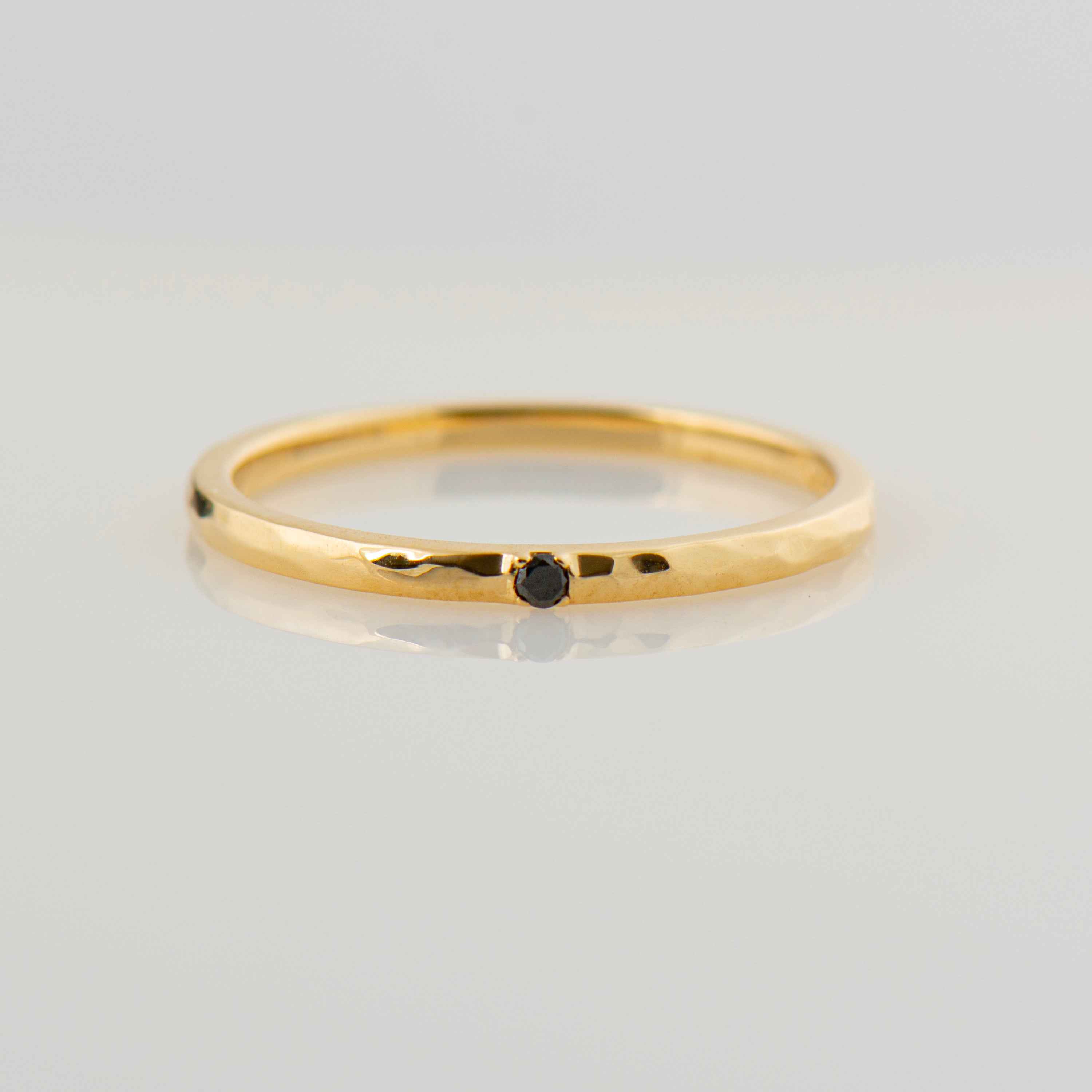 1.5 mm Hammered Single Black Diamond Ring