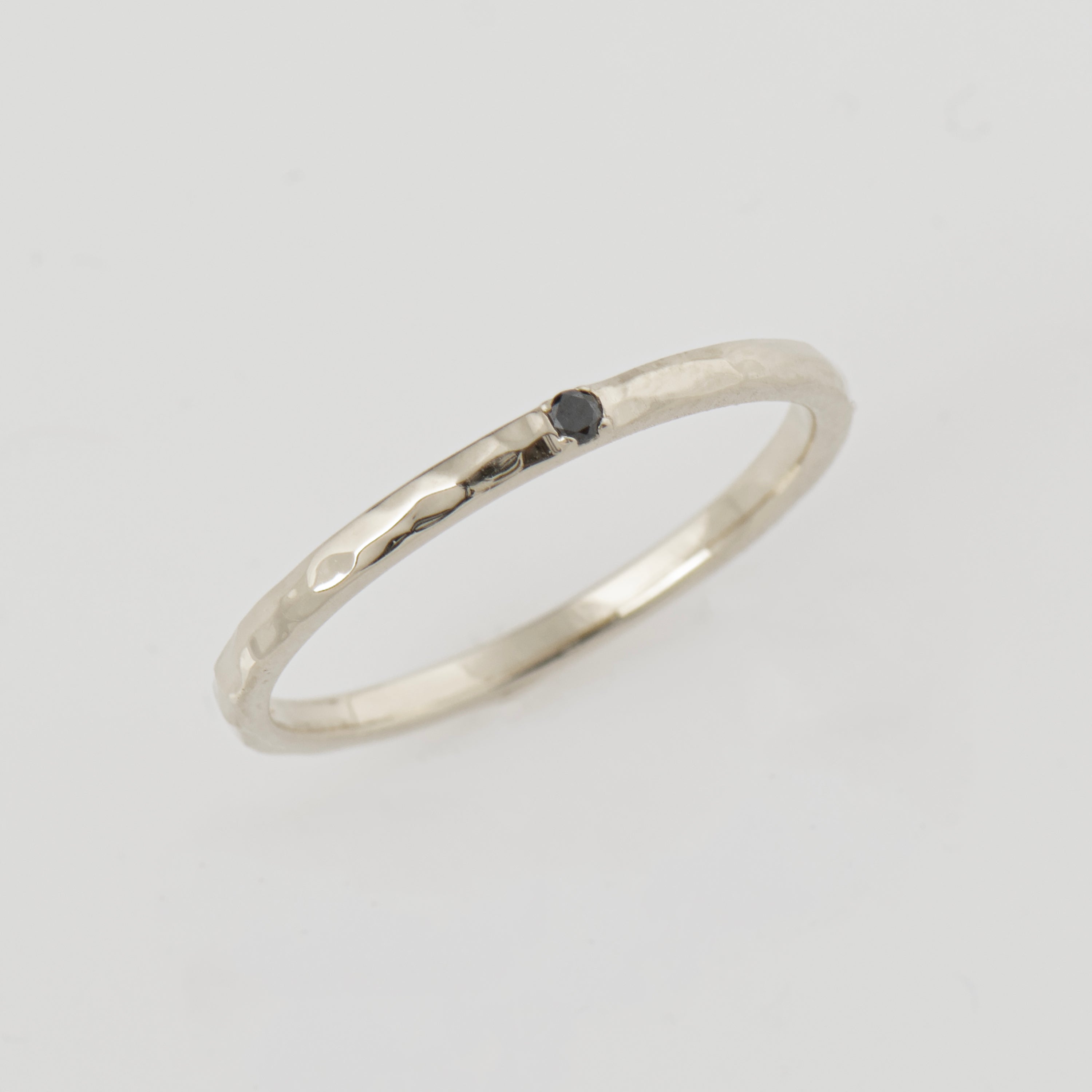 1.5 mm Hammered Single Black Diamond Ring