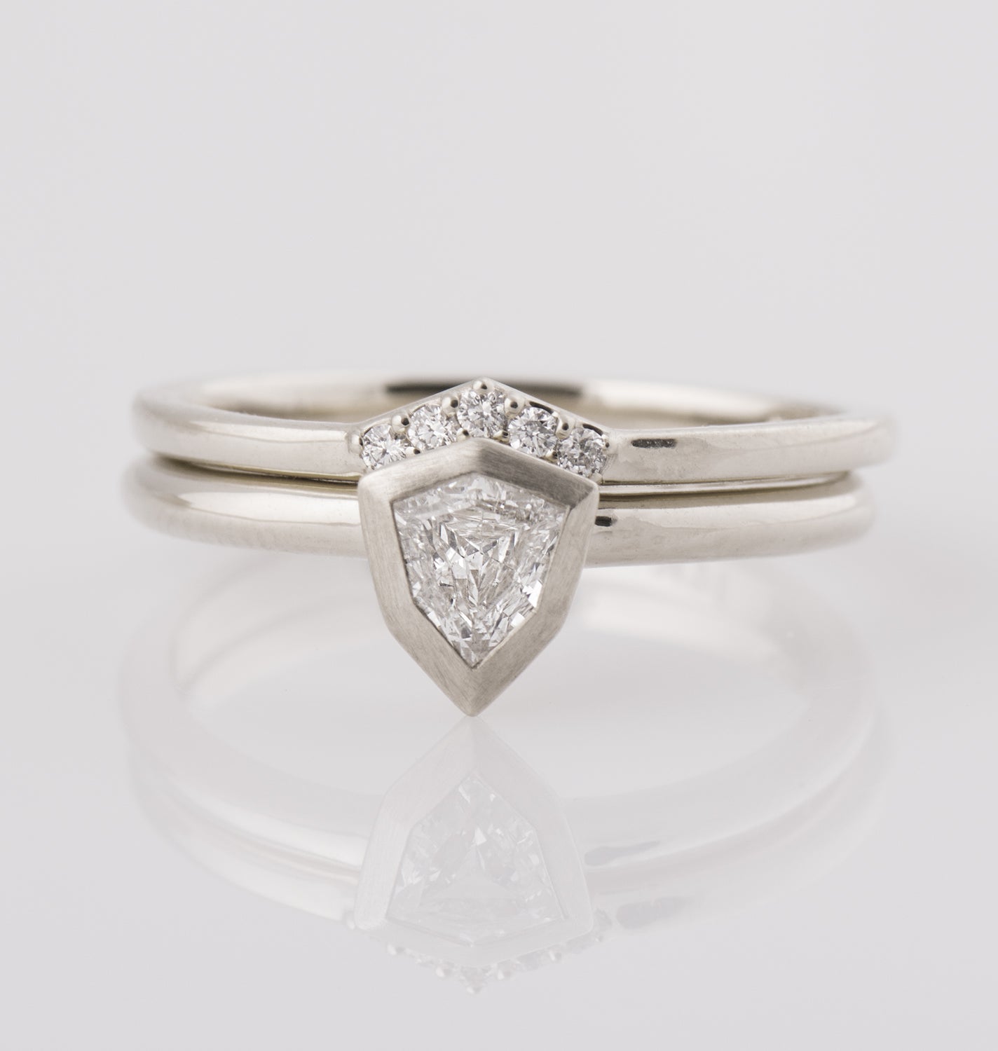 Shield Diamond Ring Set