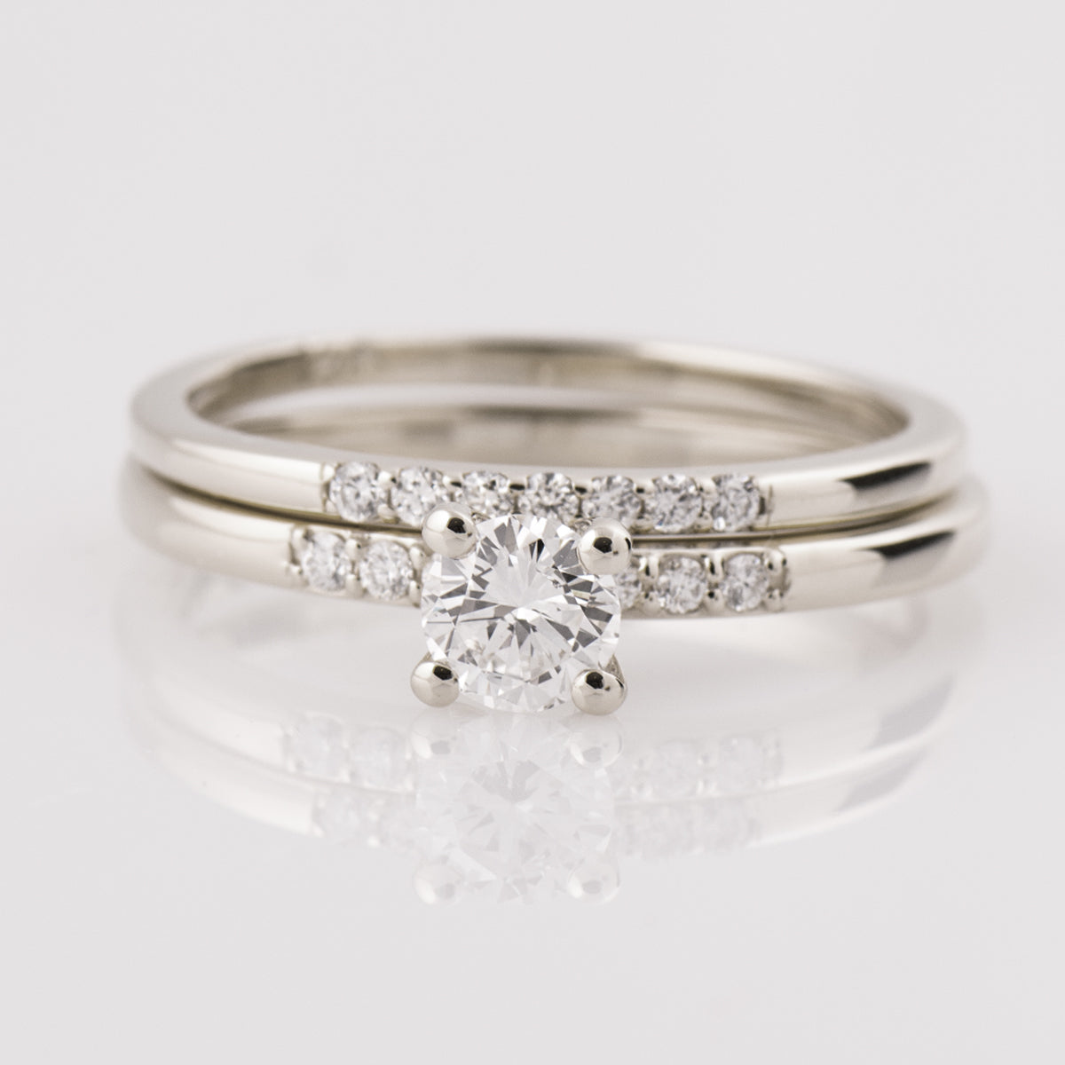 Delicate Diamond Rings Set