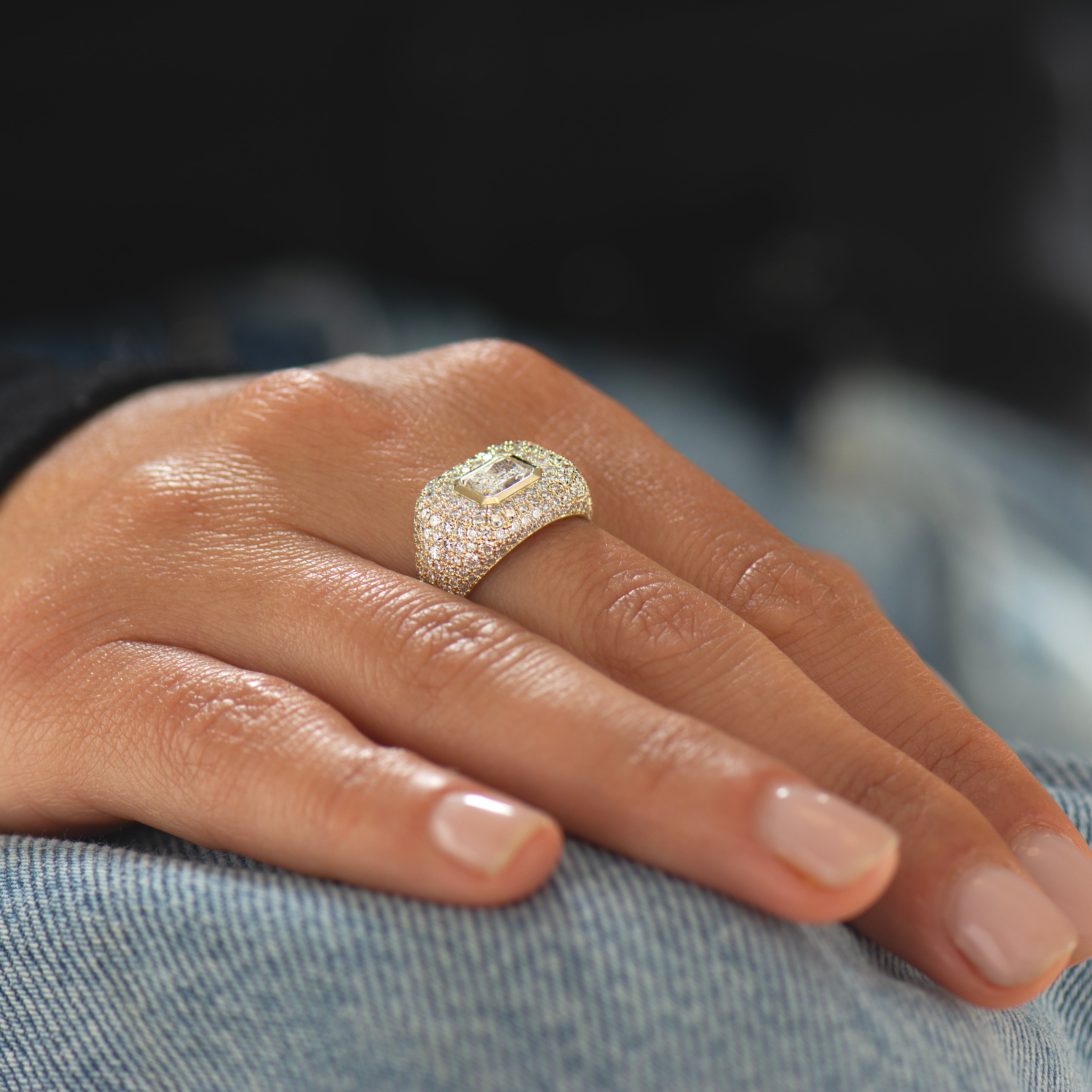 Chic Diamond Signet Ring