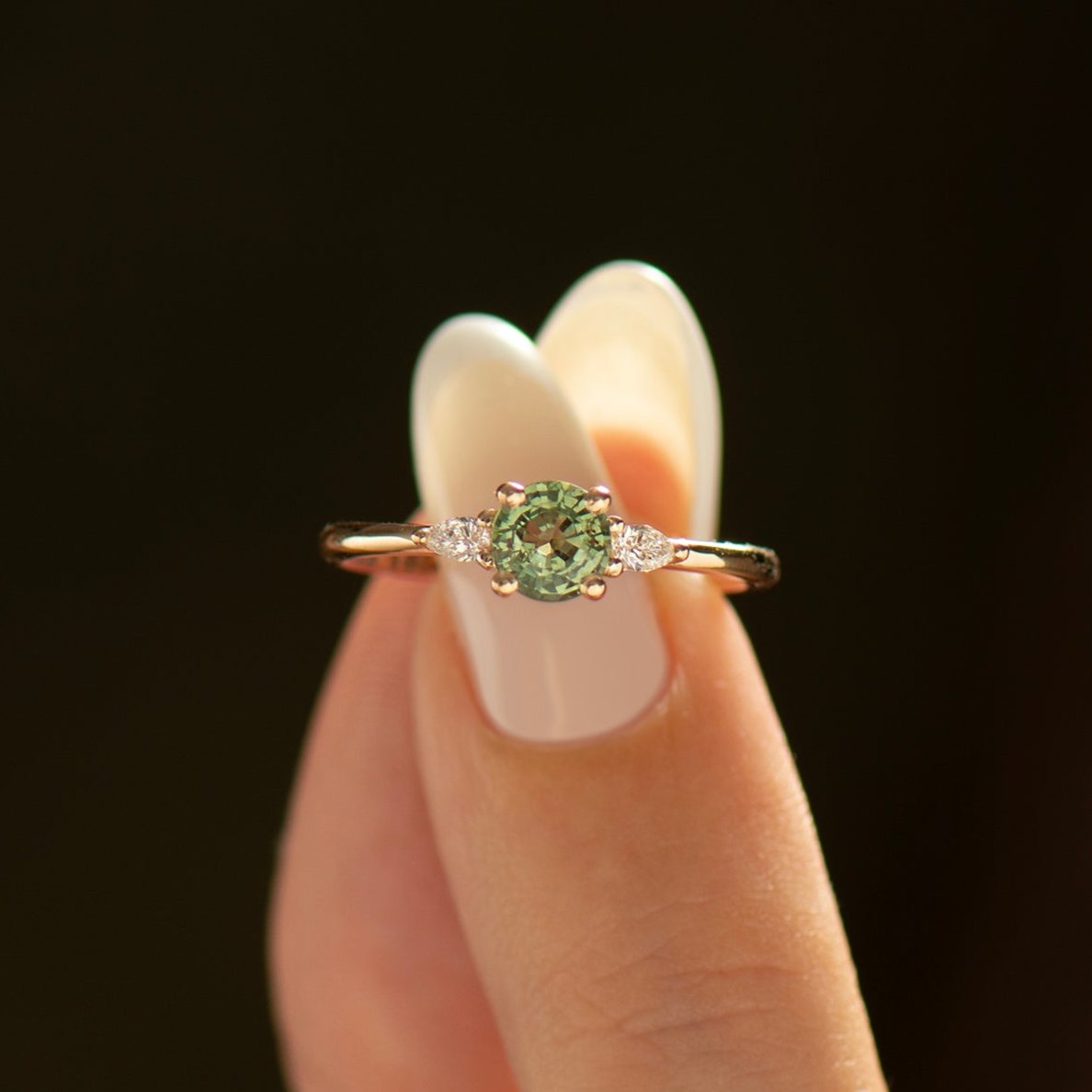 Green Sapphire Engagement Ring - Round