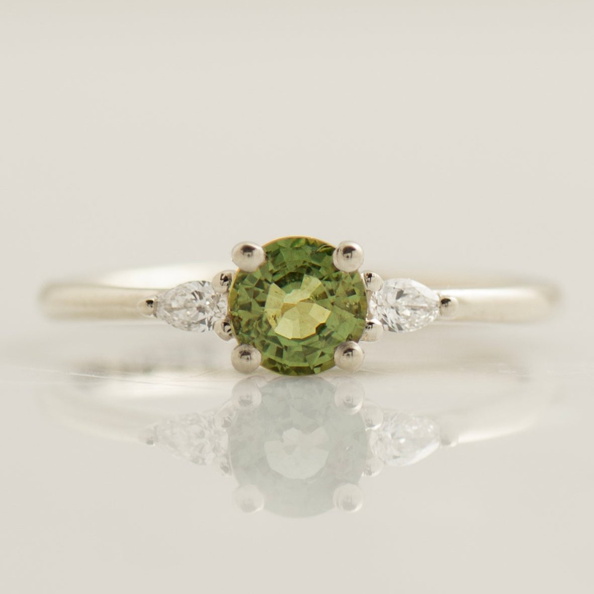 Green Sapphire Engagement Ring - Round