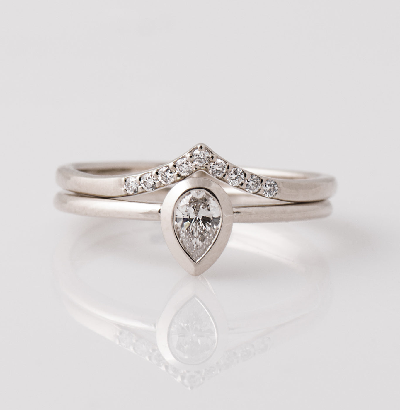 Pear Cut Diamond Ring Set