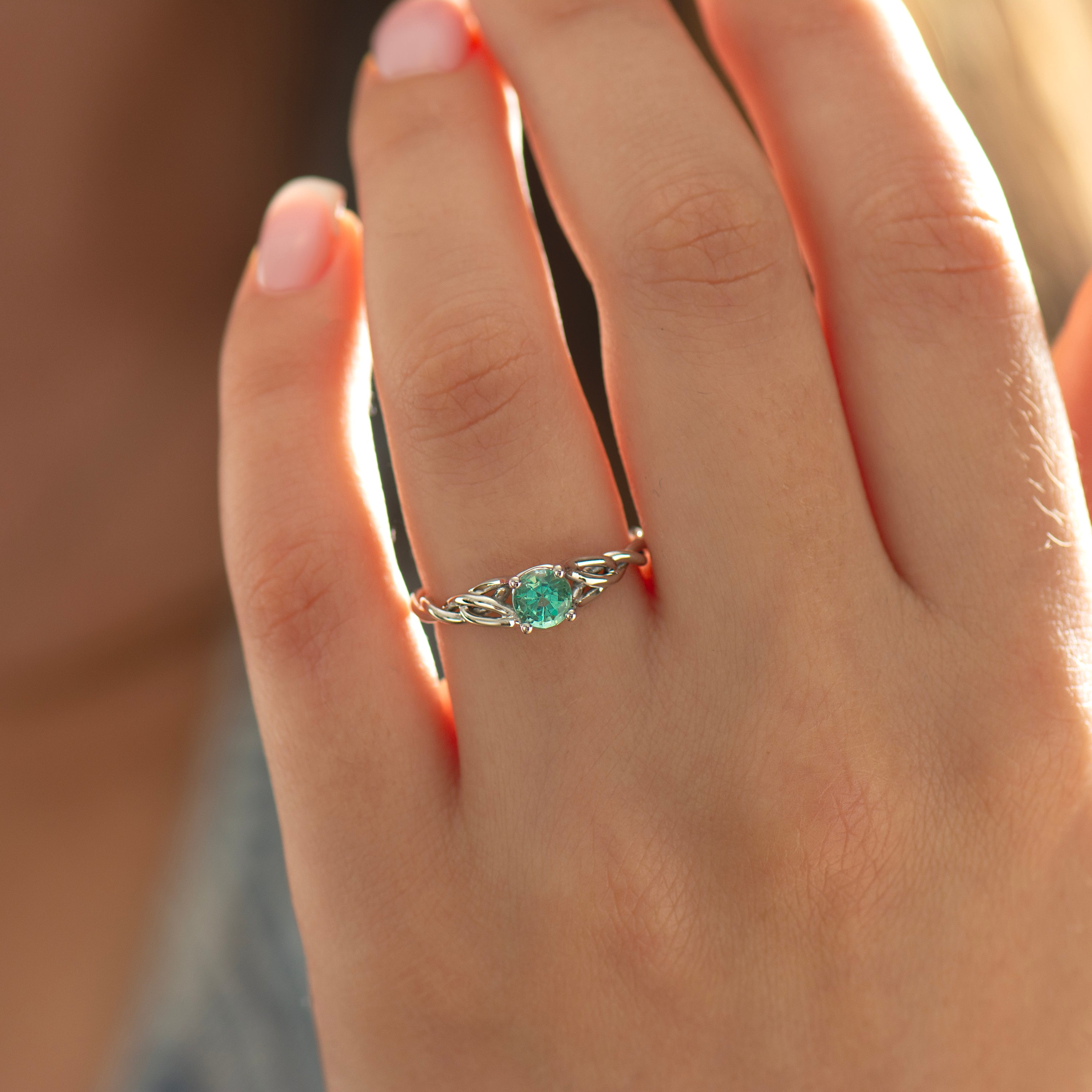 Light Emerald Celtic Ring
