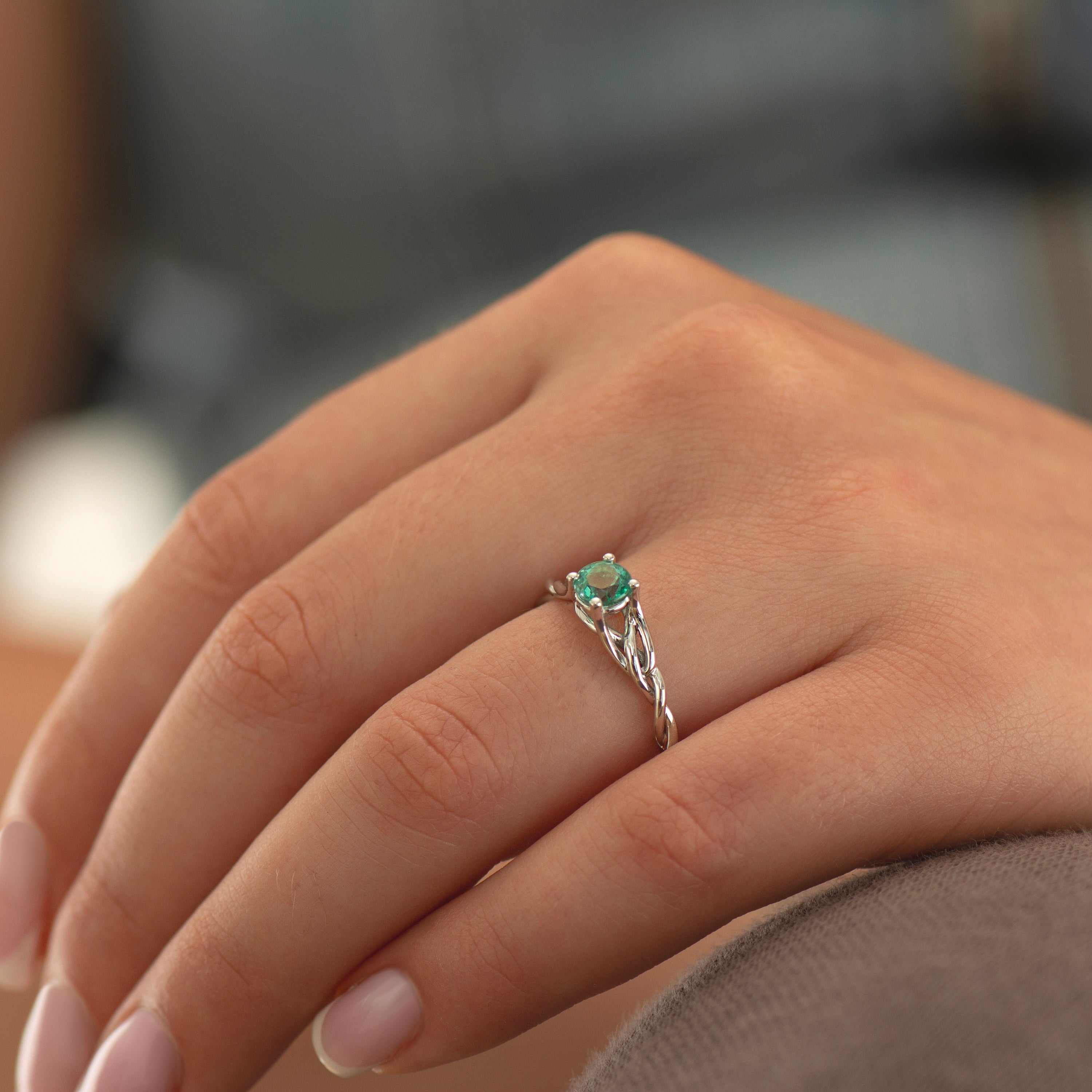 Light Emerald Celtic Ring