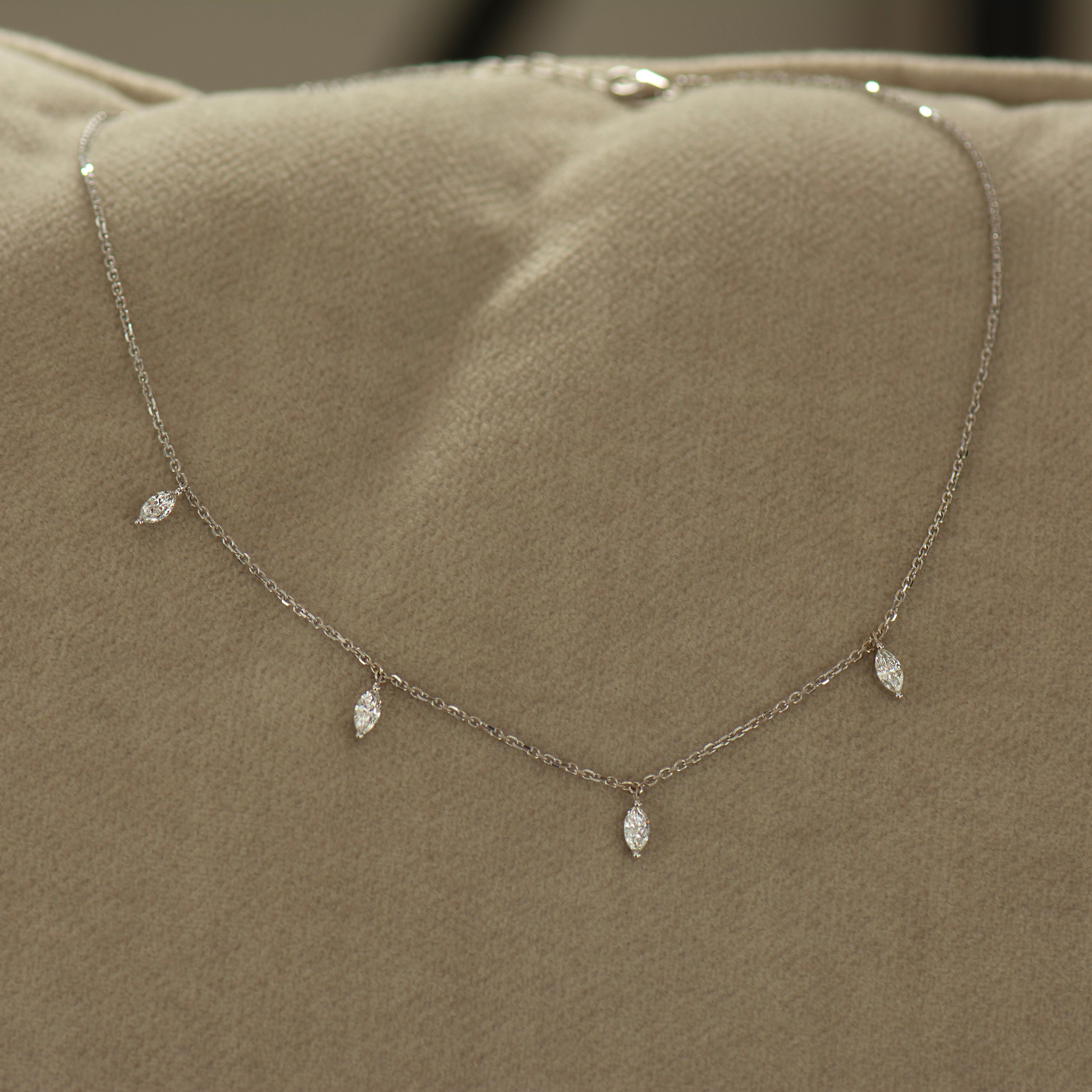 Choker Drop Necklace