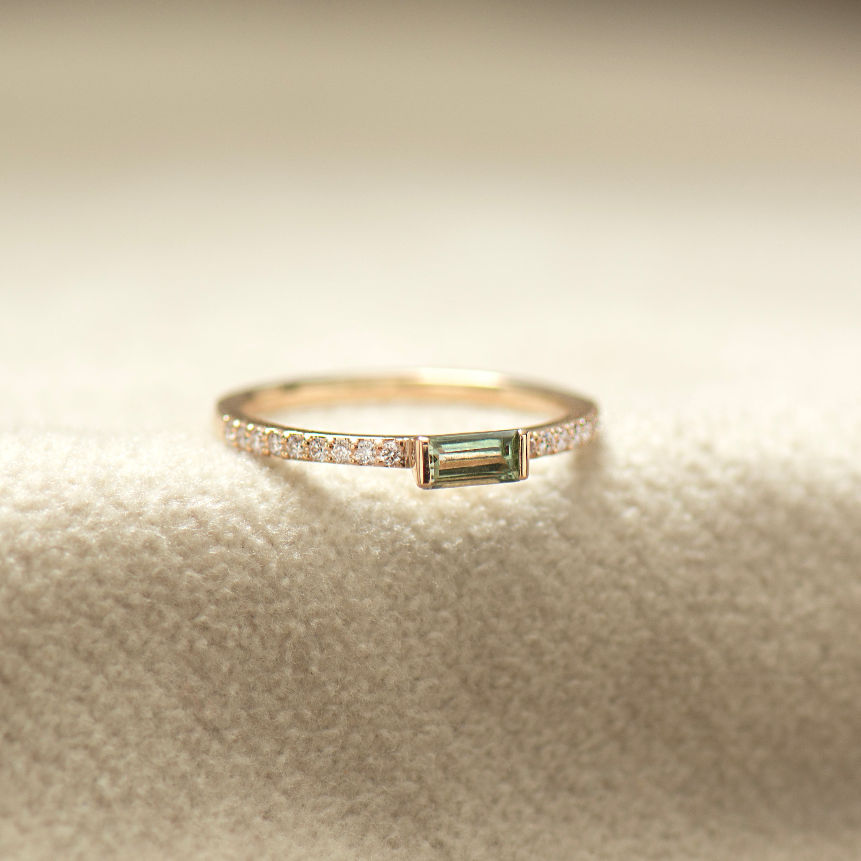 Half Bezel, Baguette Green Sapphire Ring