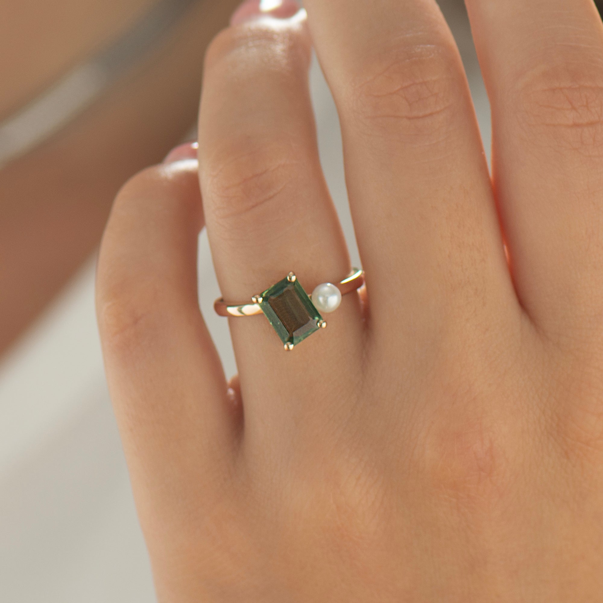 Moi And Toi Green Sapphire and Pearl Ring