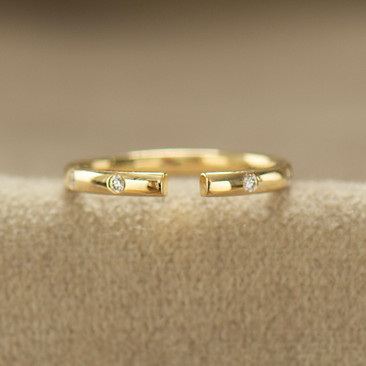 Open Gap Evenly Spaced Diamond Ring