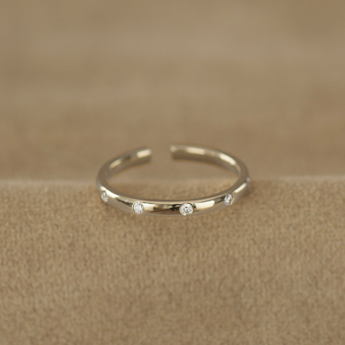 Open Gap Evenly Spaced Diamond Ring