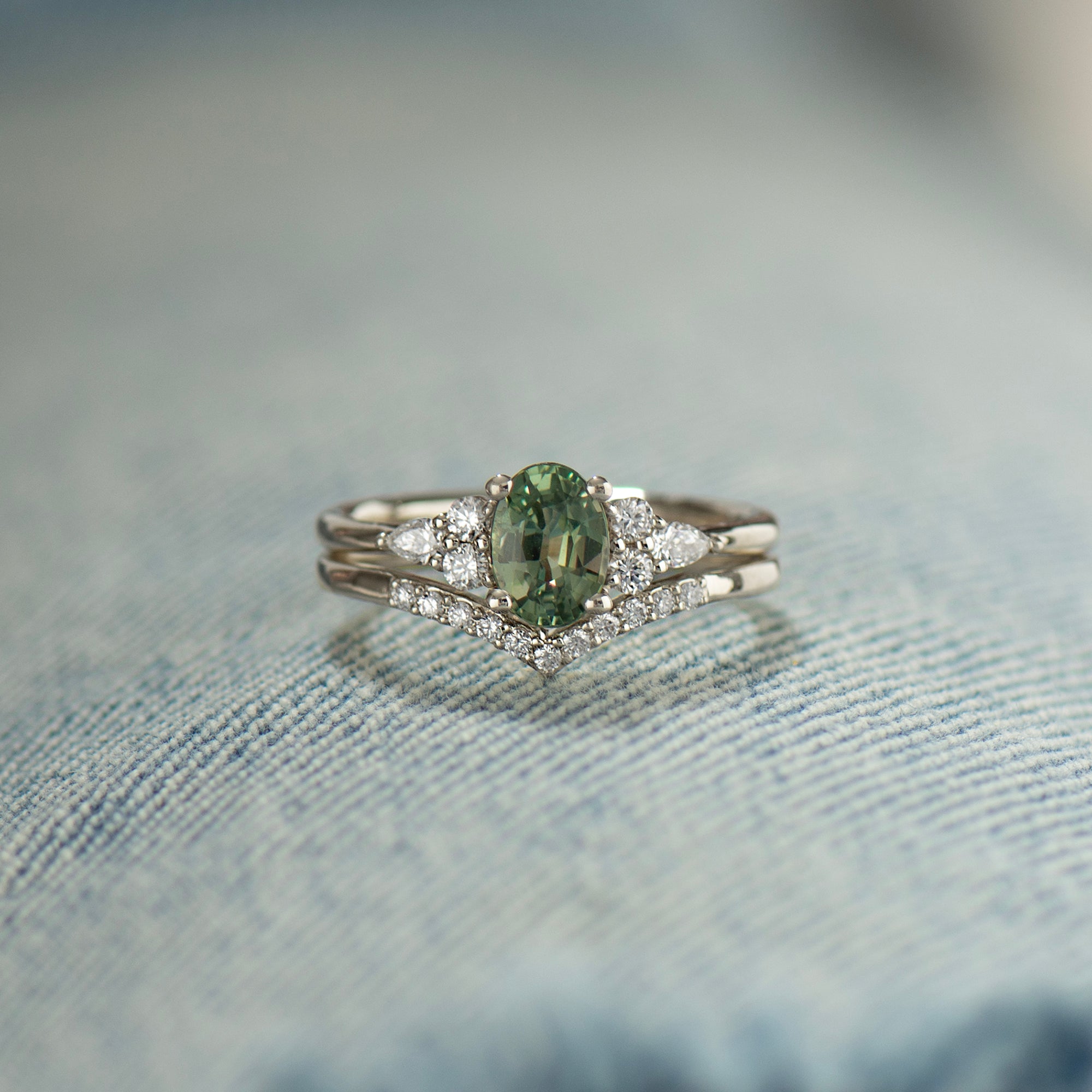 Green Sapphire Engagement Set - Natural Diamonds Set