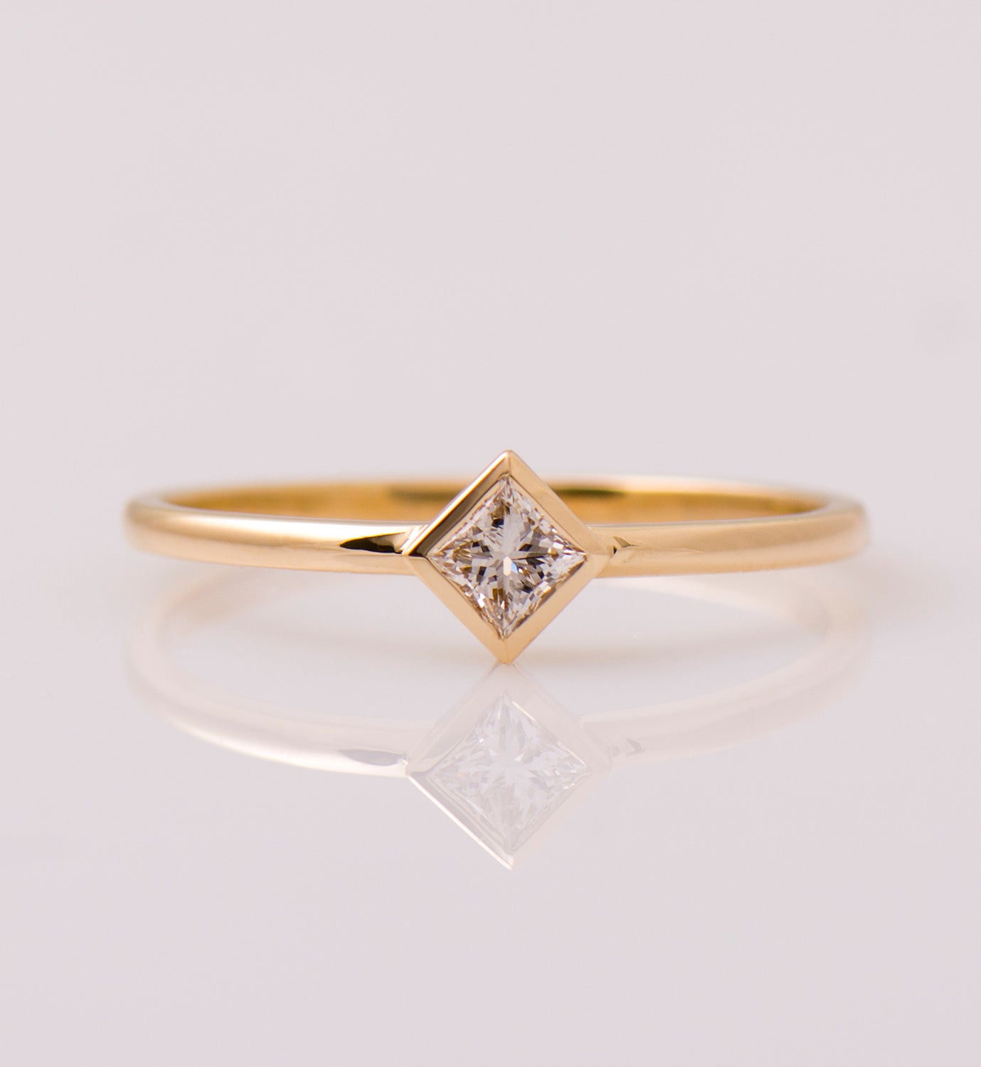 0.2 Carat Princess Cut Diamond Ring - 14K Yellow Gold