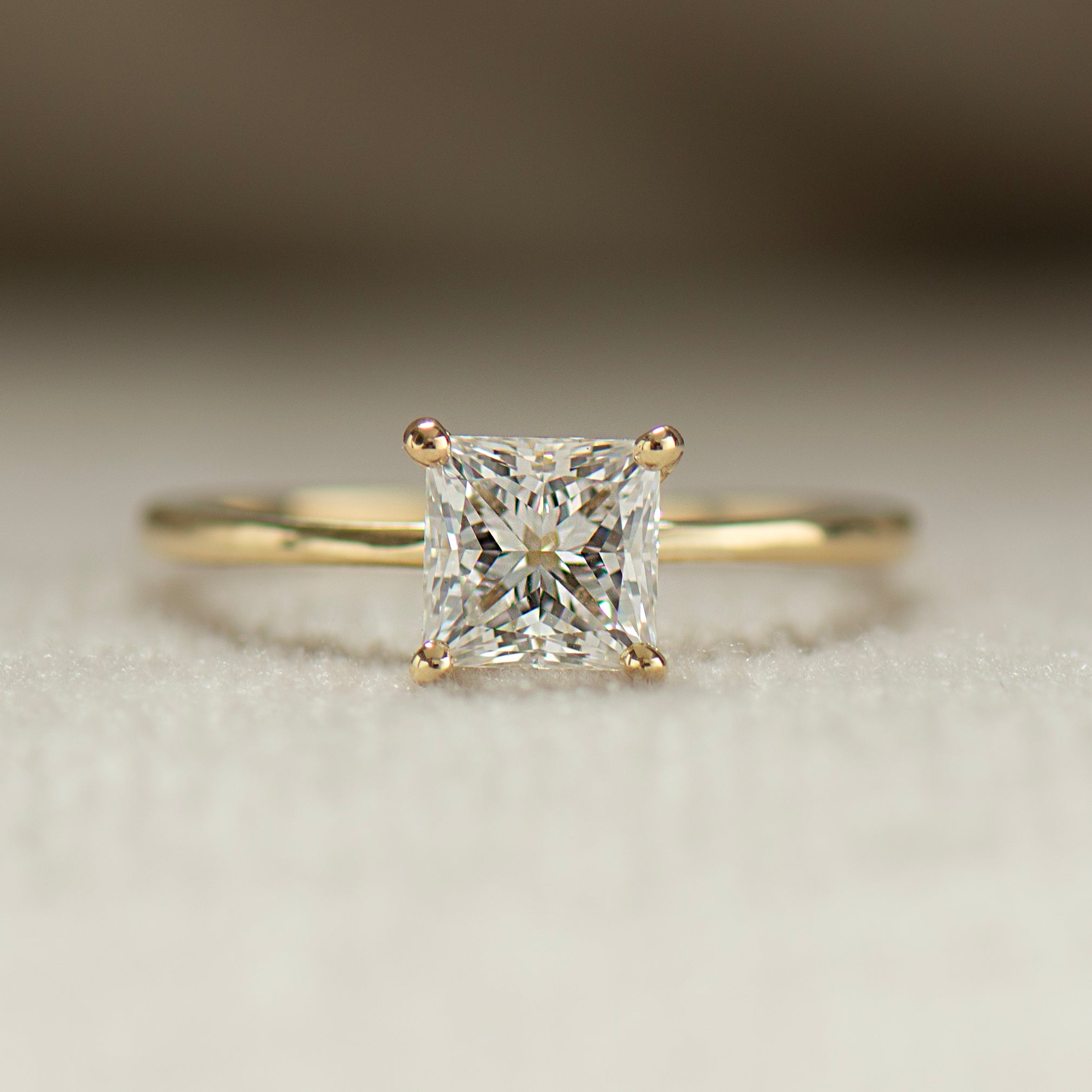 The Skinny Band Solitaire - Princess