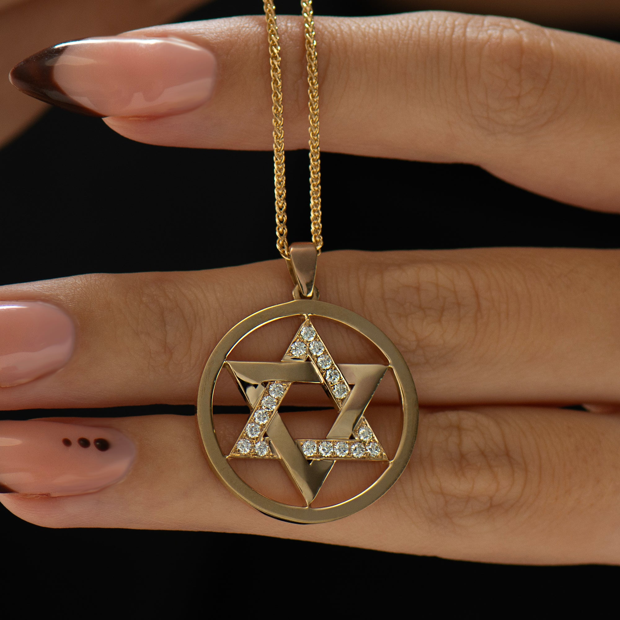 Star of David Medallion