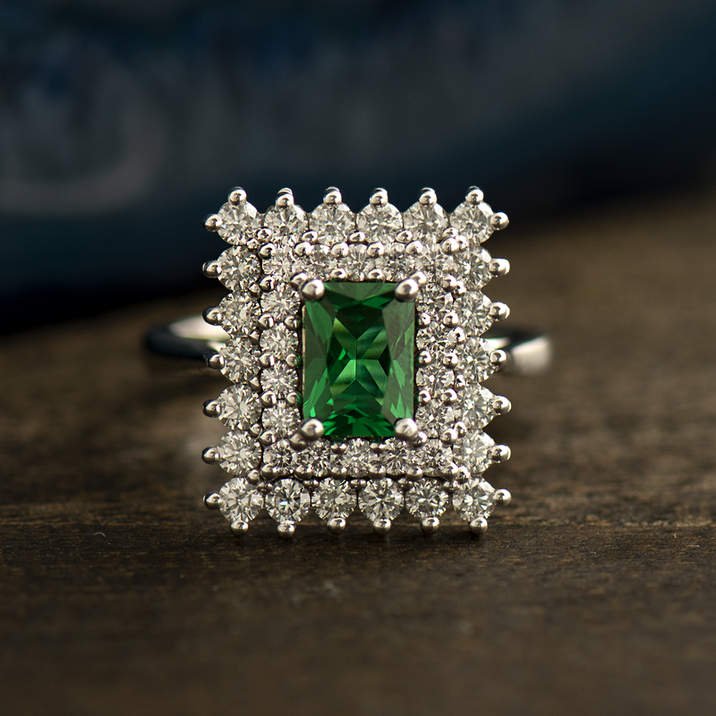 Cluster emerald diamond ring – Maison Mohs