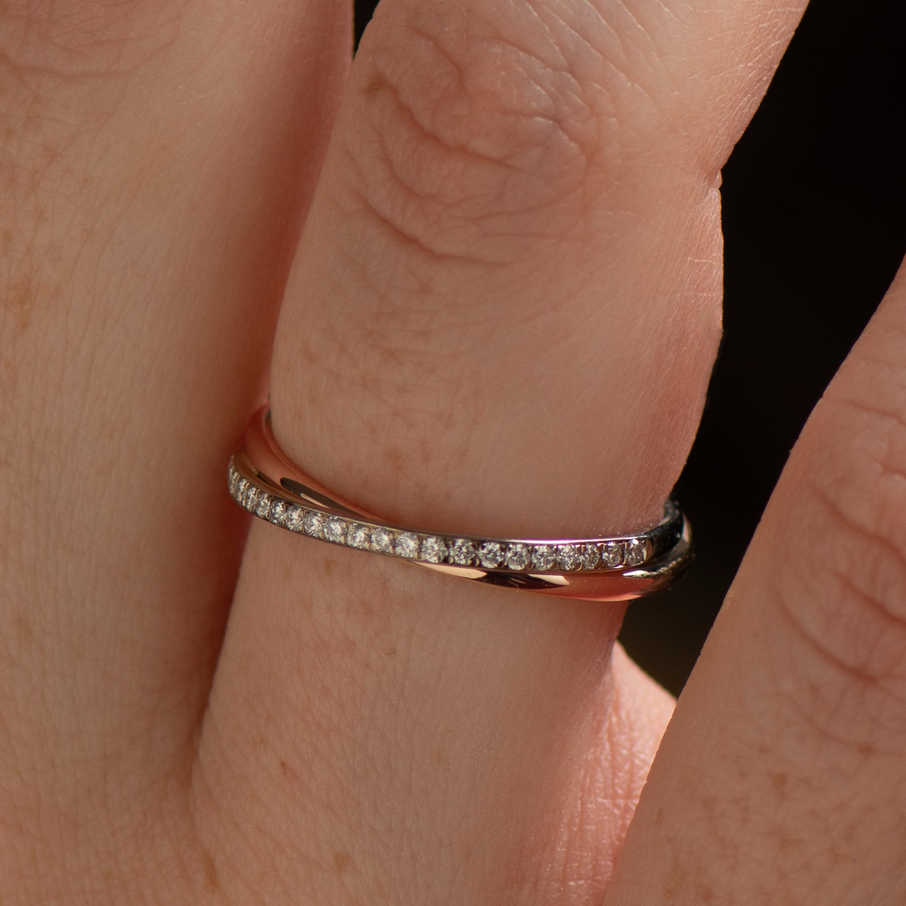 Two Tone Interlocking Diamonds Ring